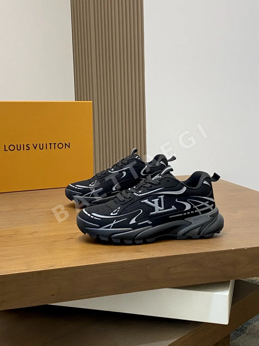 루이비통 LV 런 2.0 스니커즈 상세 이미지 3