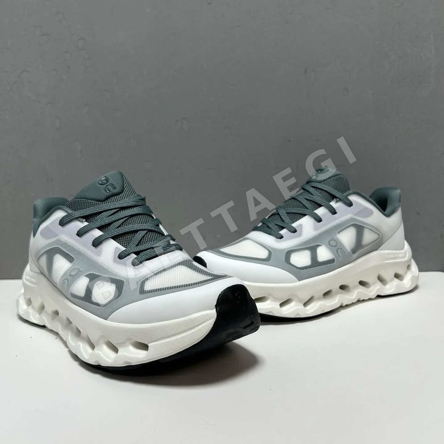 ON 신발 157688 Sneakers 상세 이미지 4