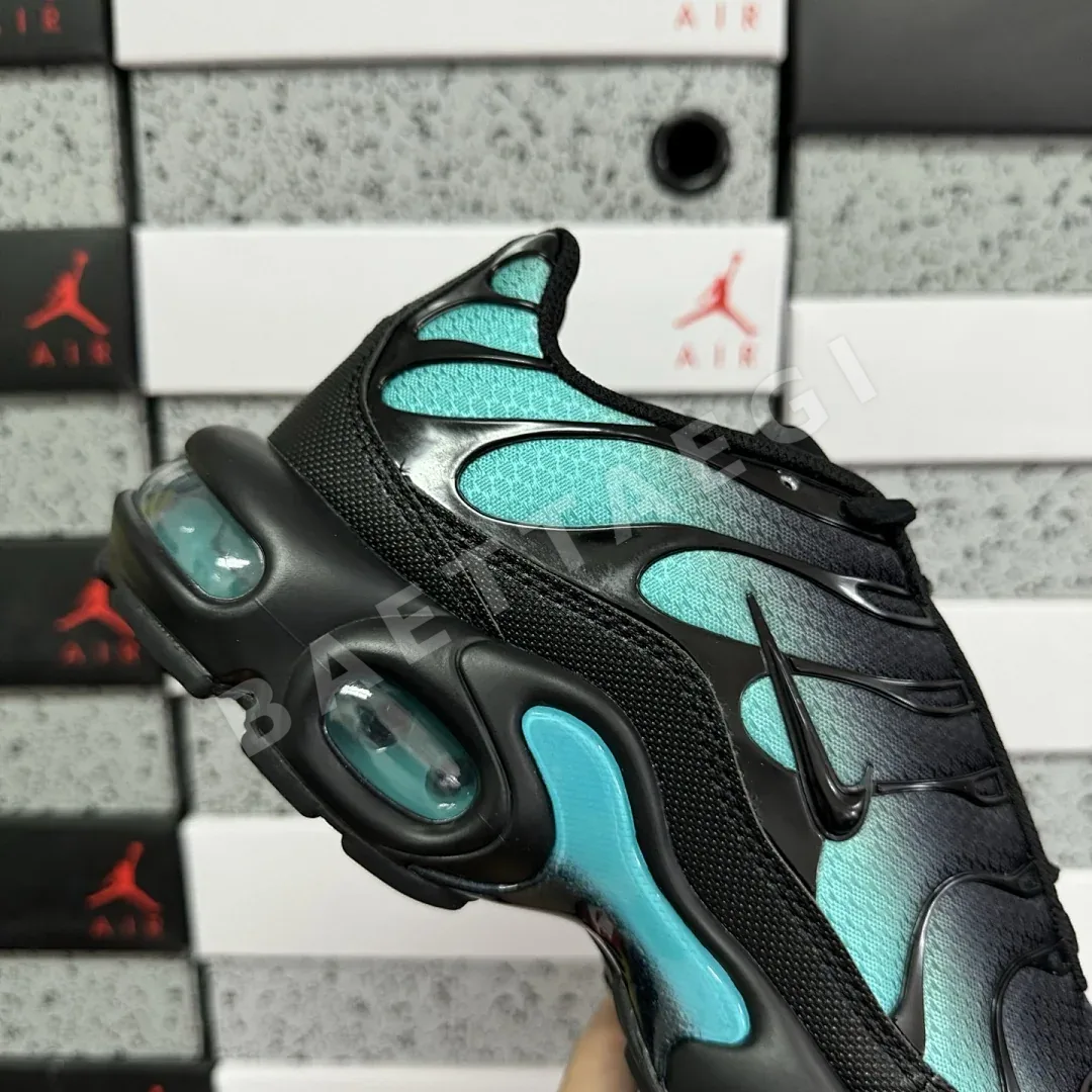 나이키 [DF] 에어 맥스 플러스 DM0032-016 201077 Nike Air Max Plus Black Dusty Cactus 상세 이미지 9