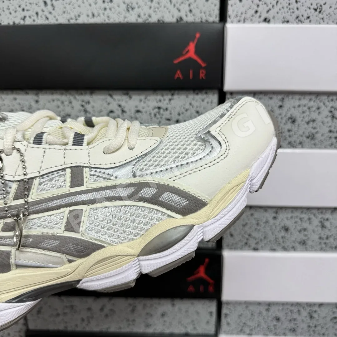 아식스 [GX] 젤 NYC 2055 1203A542-250 200542 Asics Gel-NYC 2055 Cream Steel 상세 이미지 4
