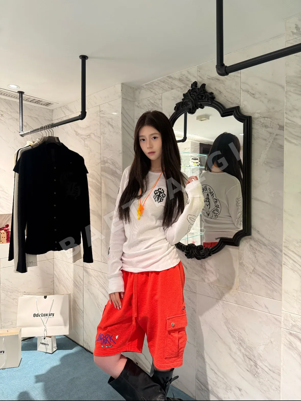 크롬하츠 매티 보이 그래피티 오렌지 레드 카고 반바지 상세 이미지 3