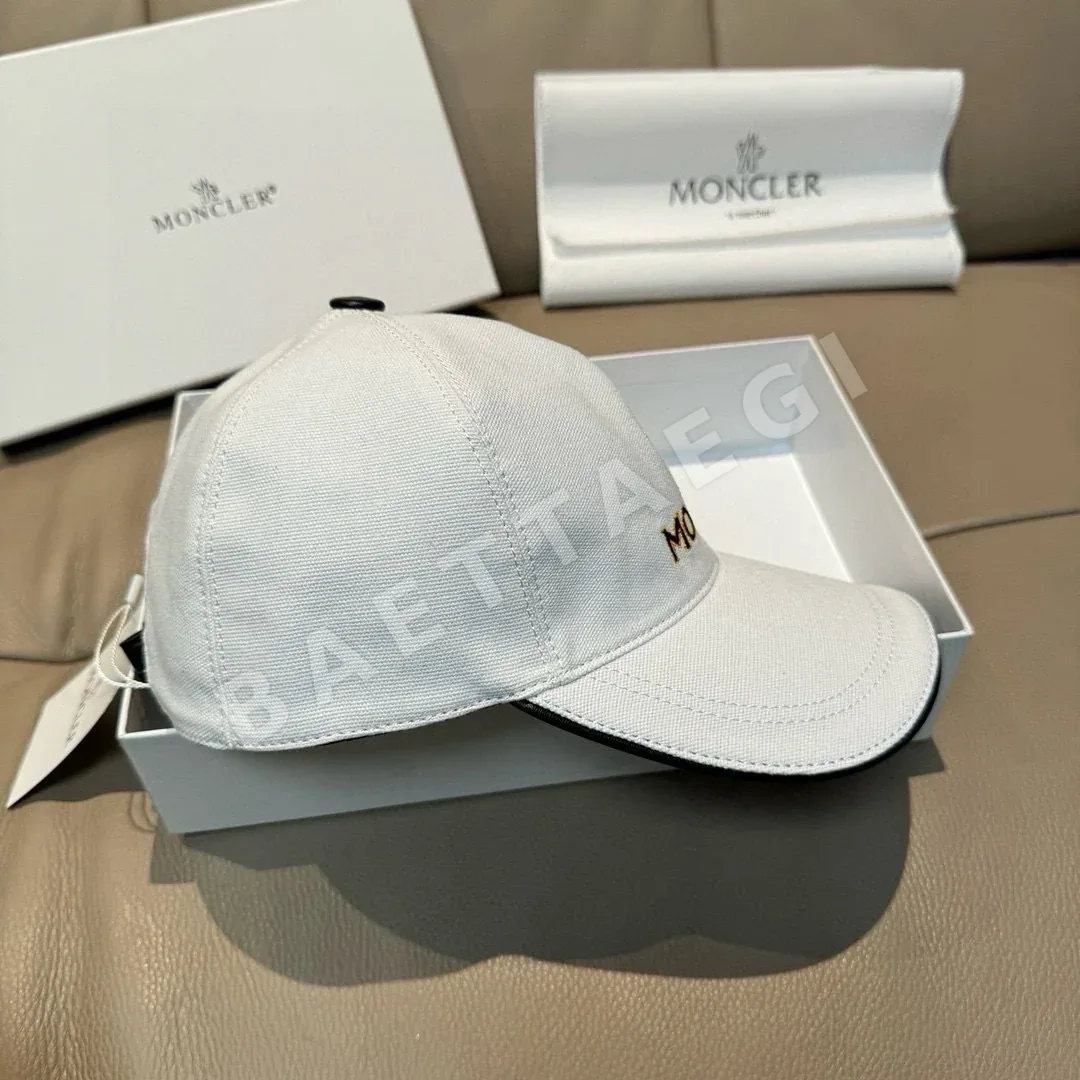 몽클레르 3D 자수 베이스볼 모자 상세 이미지 5