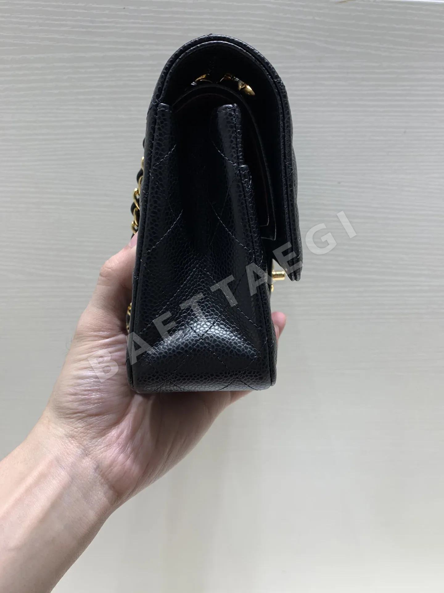 샤넬 원사자개 블랙 금장 버클 가방 상세 이미지 6