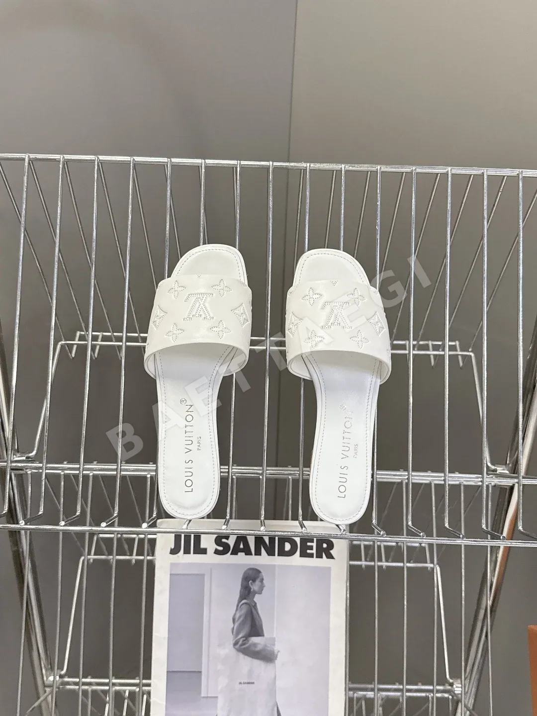 루이비통 소가죽 모노그램 남성 신발 상세 이미지 6