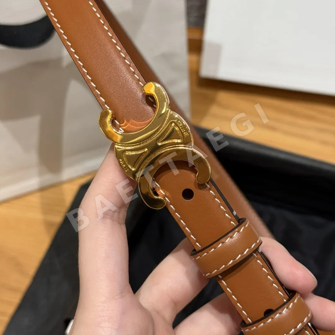 셀린느 개선문 금장 소가죽 여성 벨트 상세 이미지 4