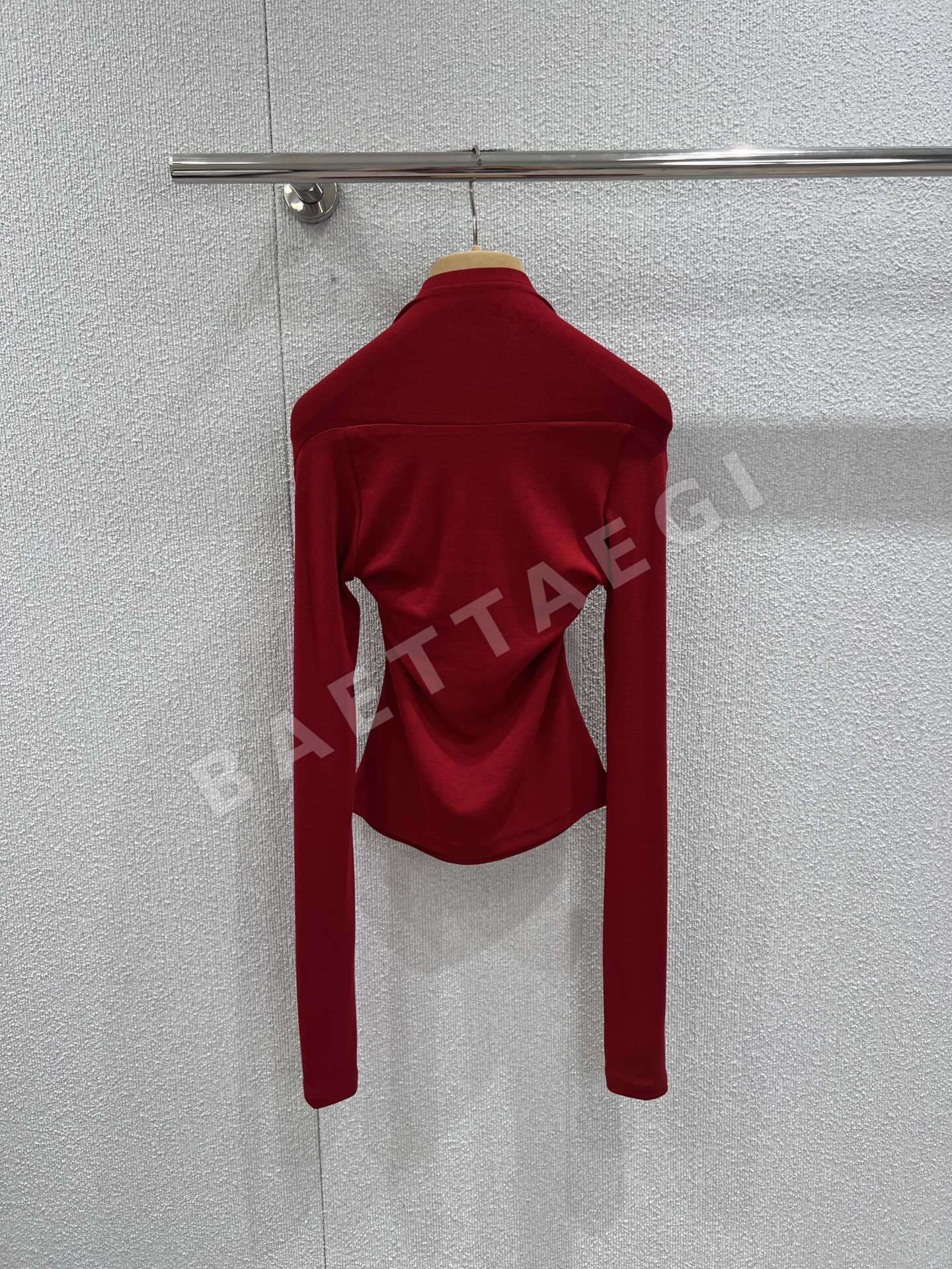 미우미우 스퀘어넥 홀터넥 긴팔 티셔츠 상세 이미지 7