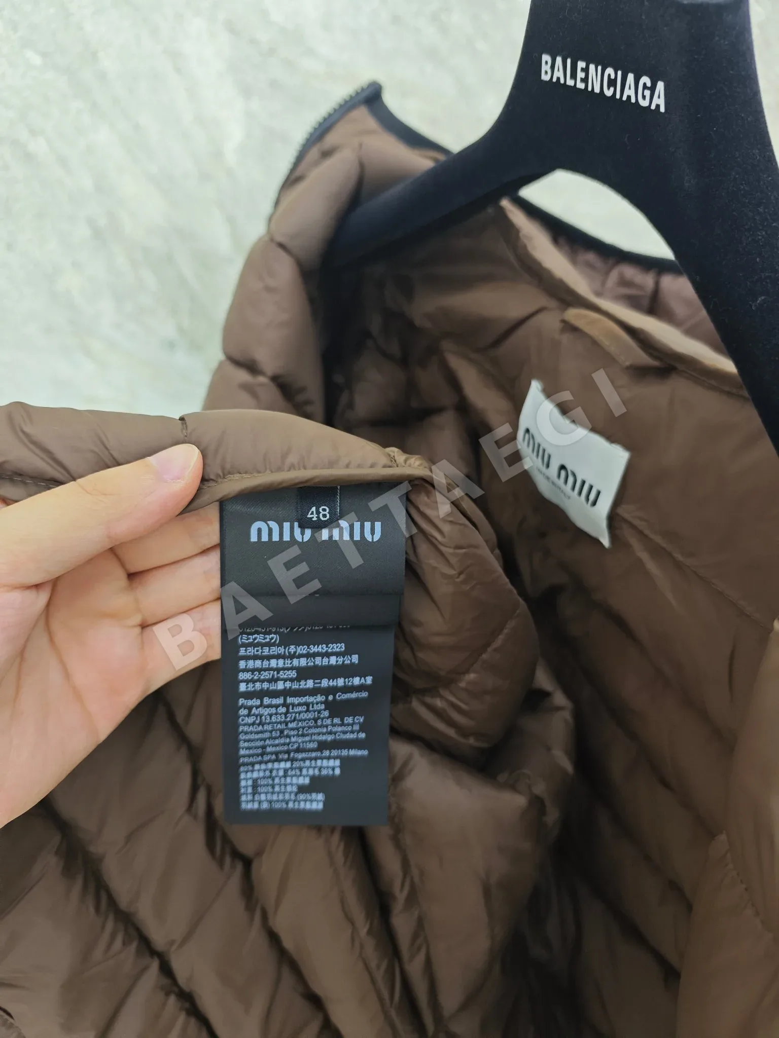 미우미우 후드 다운 자켓 남성 자켓 상세 이미지 6