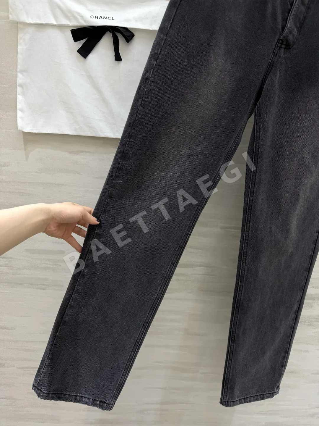 샤넬 백팩 스타일 여성 청바지 상세 이미지 5