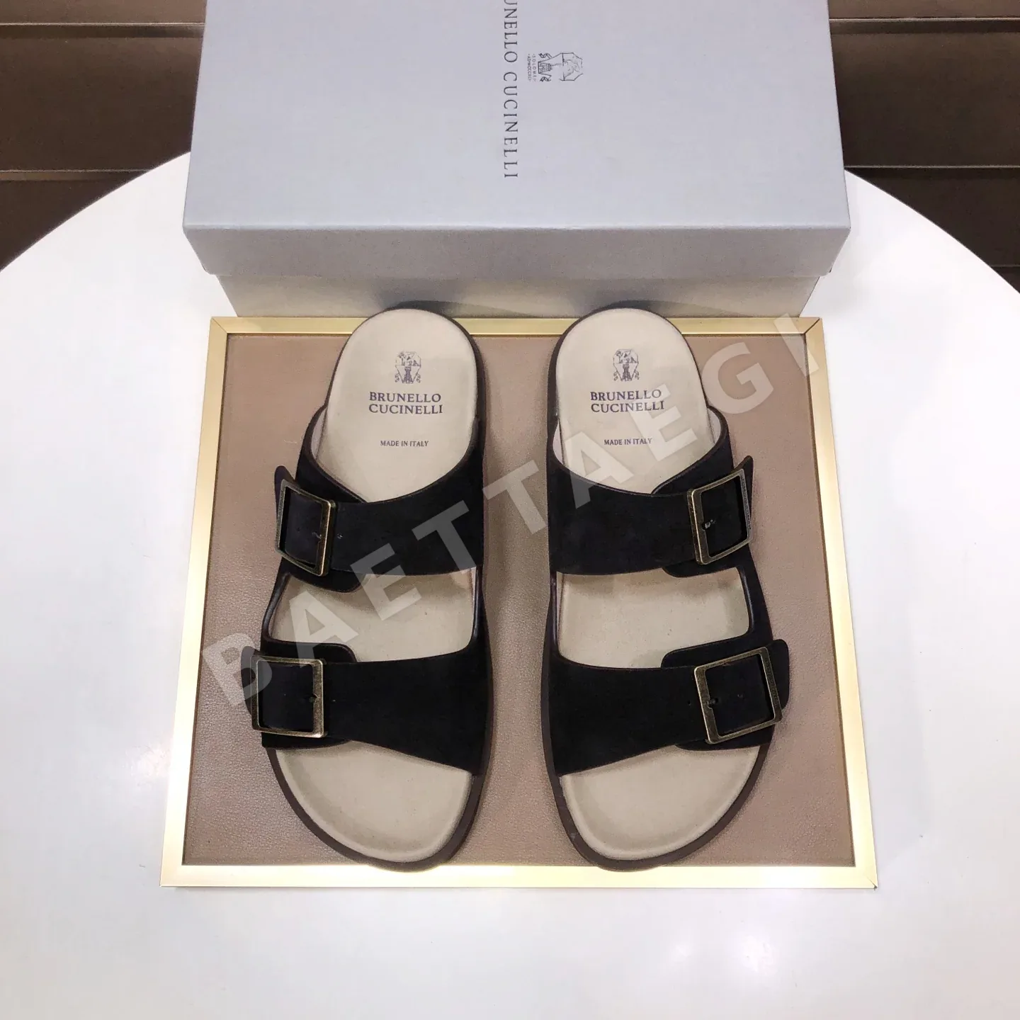브루넬로쿠치넬리 여름 슬리퍼 23607