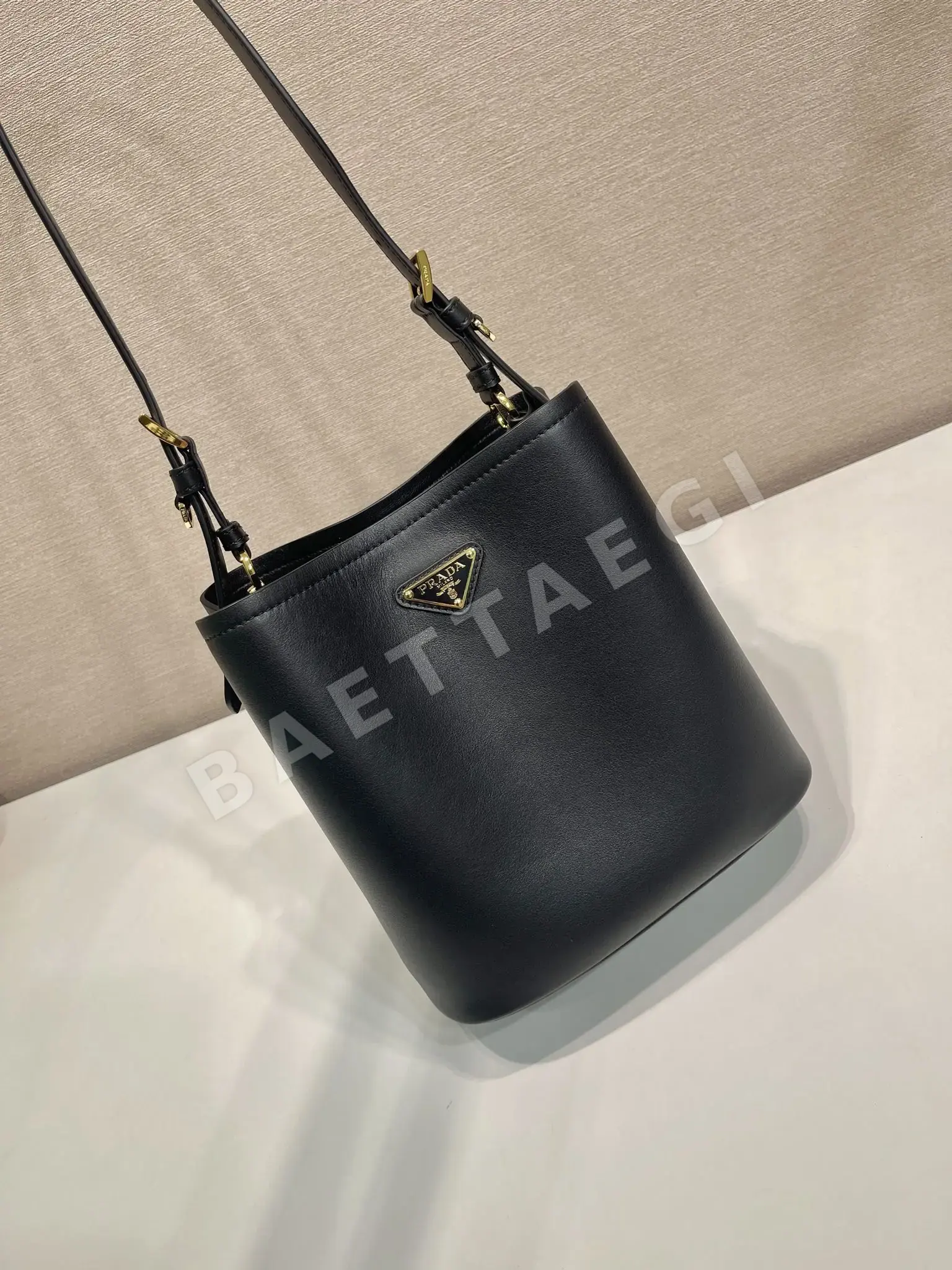 프라다 가방 1BE080 상세 이미지 2