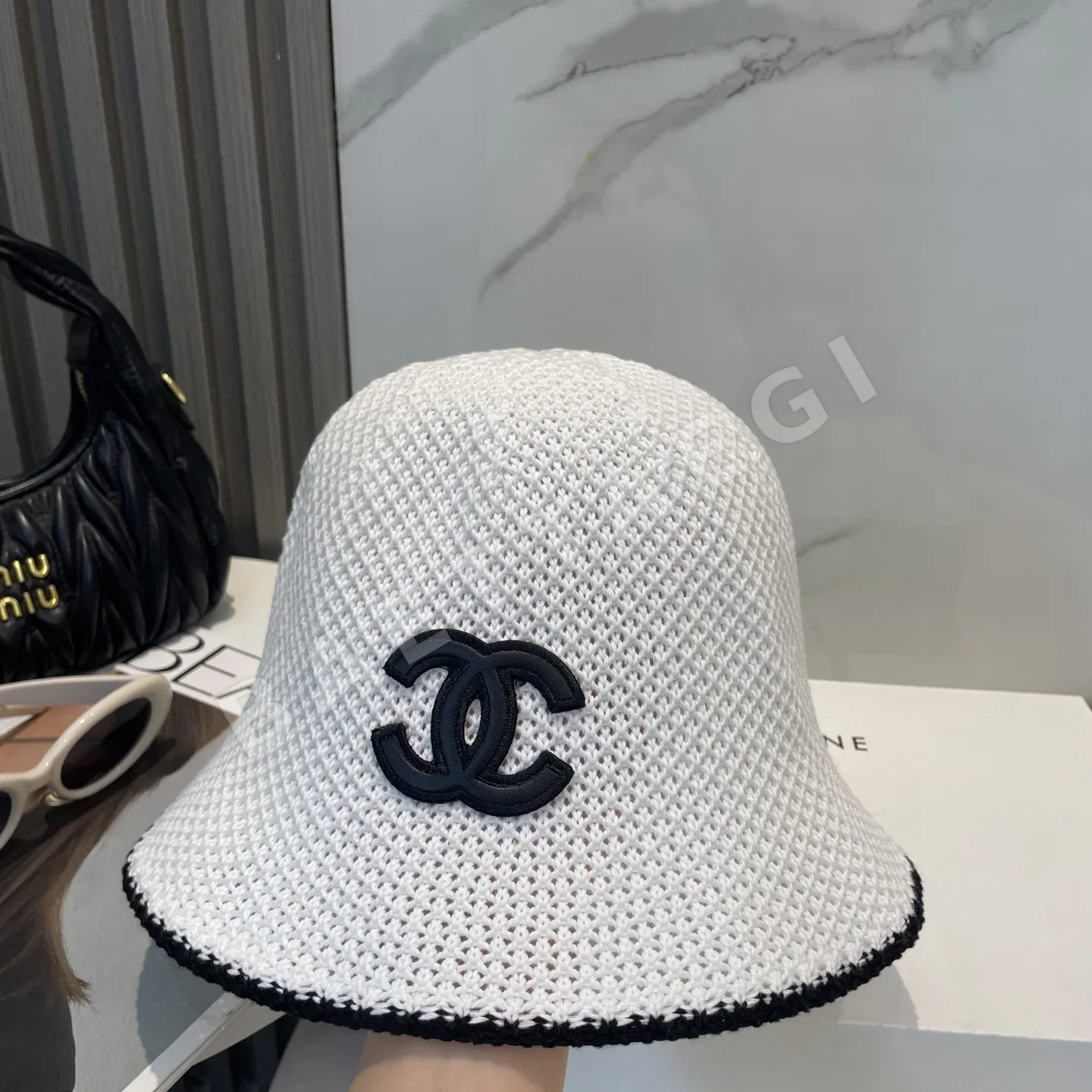샤넬 25C 램스킨 버킷 햇 모자 상세 이미지 5