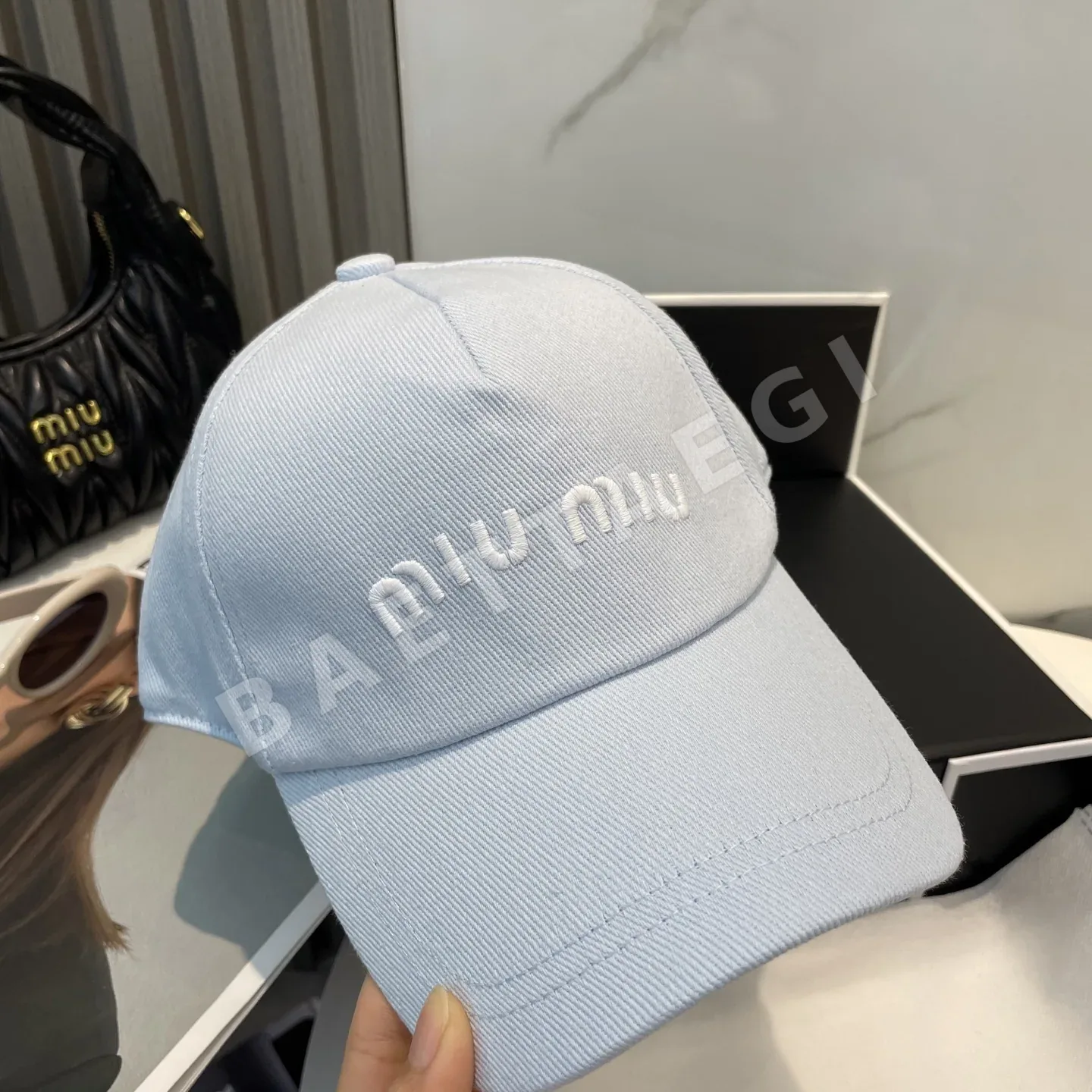 미우미우 자수 베이스볼 모자 상세 이미지 5