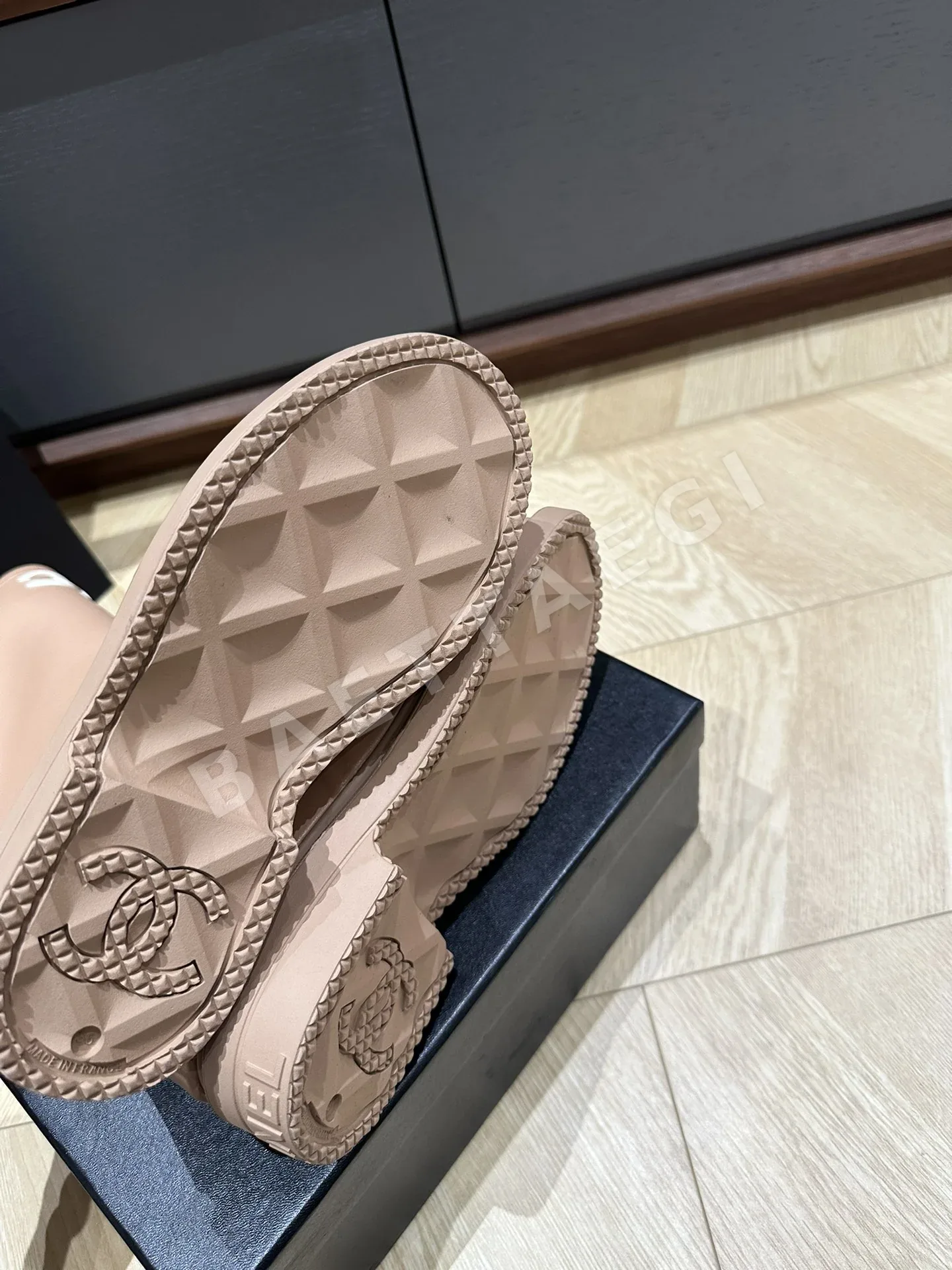 샤넬 레인부츠 상세 이미지 9