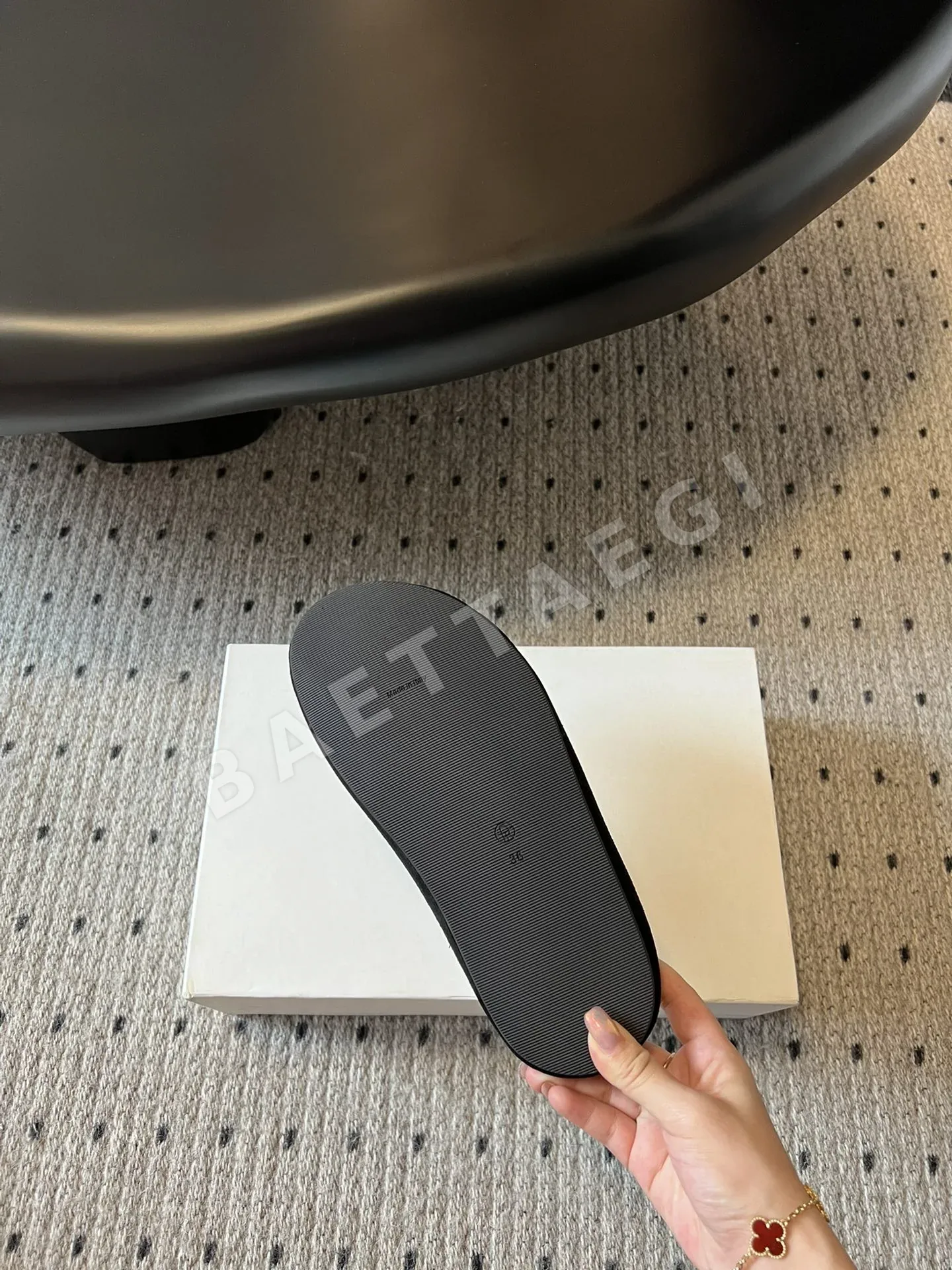 더로우 가죽 오버레이 슬리퍼 상세 이미지 8