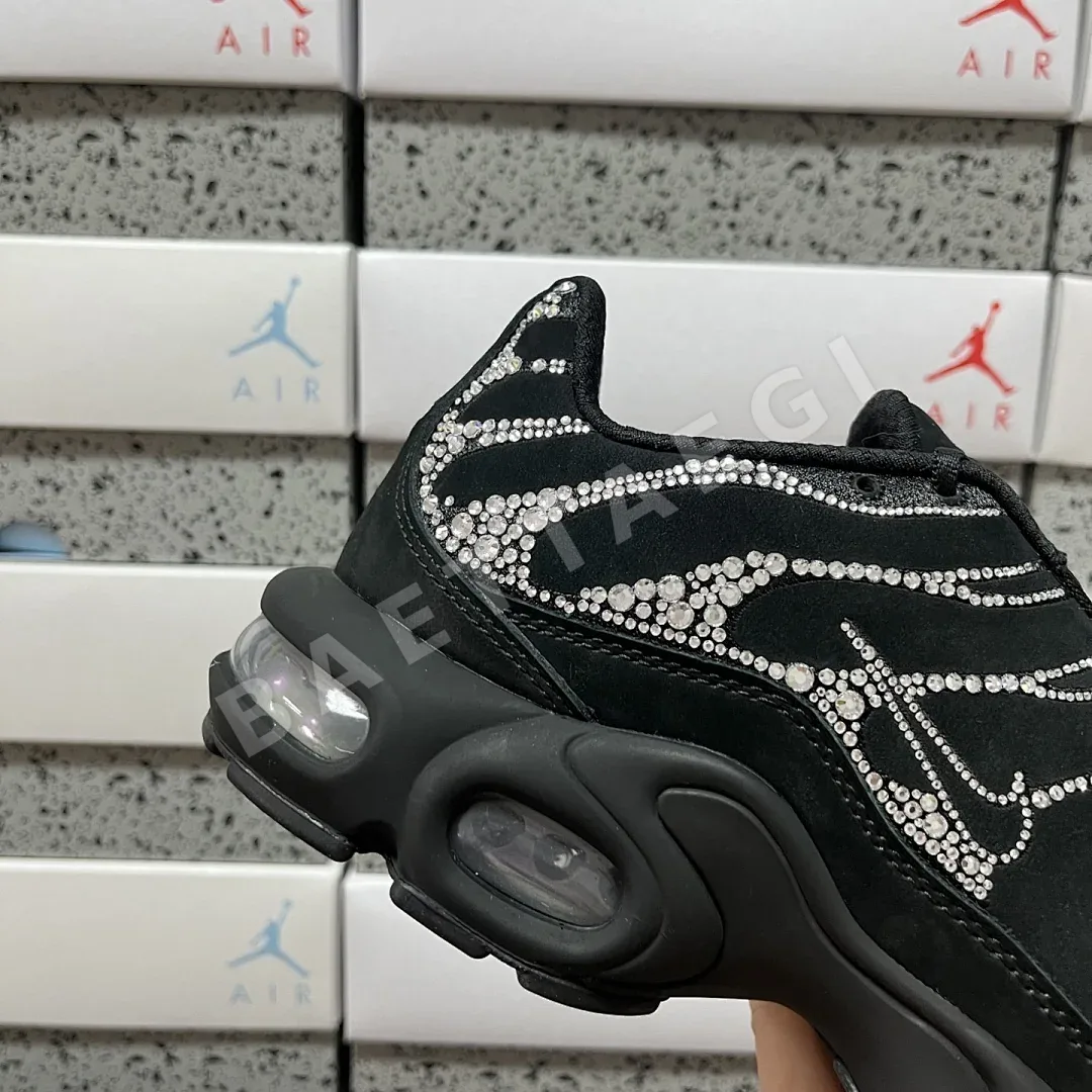 나이키 [DF] 에어 맥스 플러스 블랙 실버 FZ4237 201081 Nike Air Max Plus Swarovski Moonlight 001 상세 이미지 6