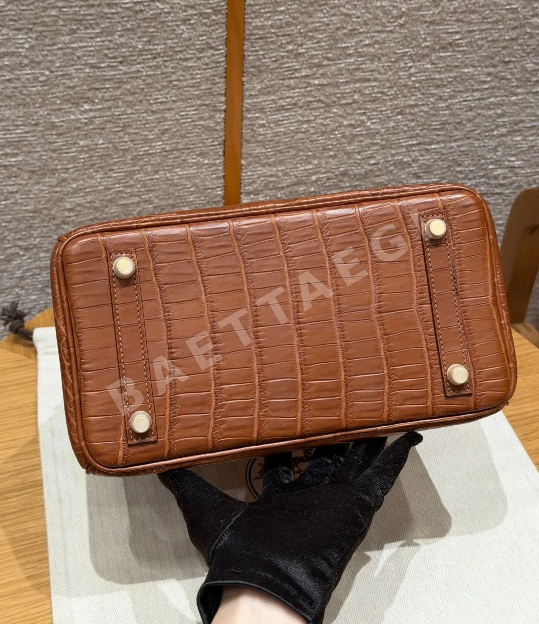 에르메스 버킨 25 포로사스 크로커다일 가방 상세 이미지 5