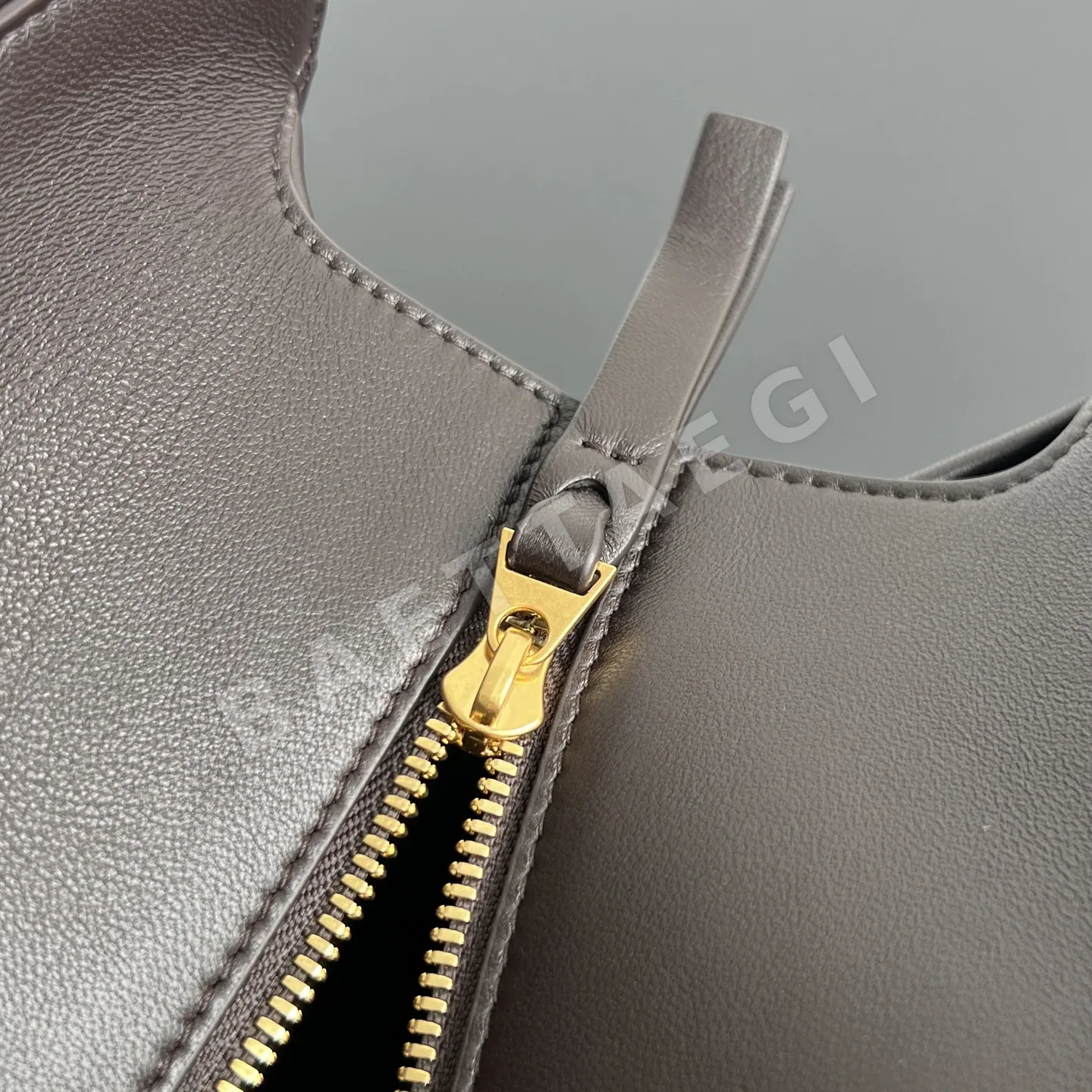 보테가베네타 발바레 램스킨 토트백 스몰 상세 이미지 7