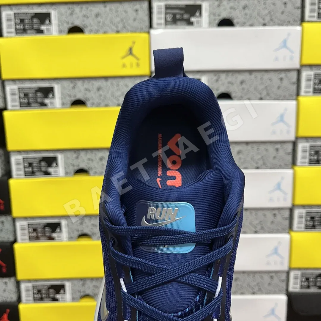 나이키 줌 보메로 18 HM6803-401 201100 Nike Zoom Vomero 18 상세 이미지 4
