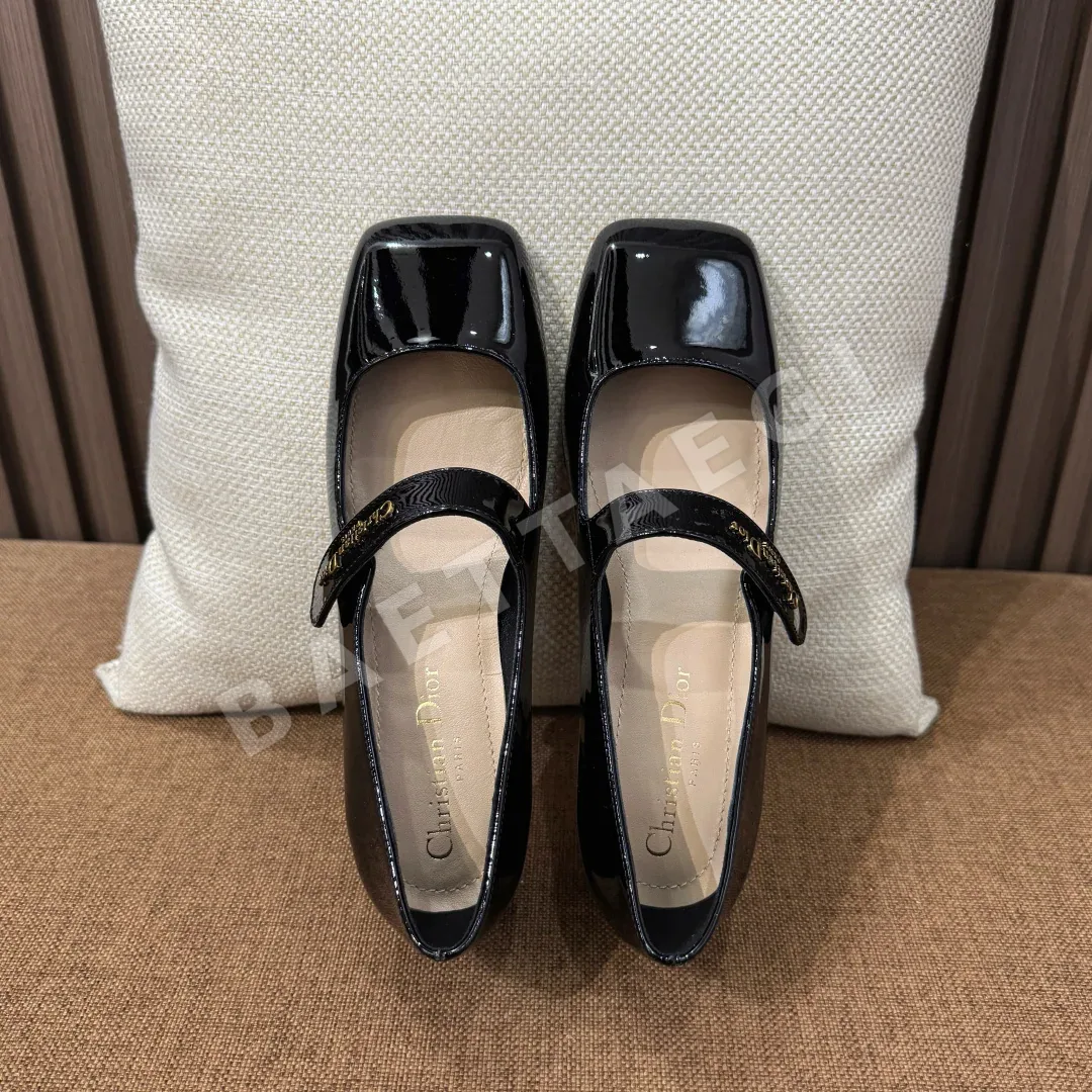 디올 롤리타 여성 블랙 페이턴트 가죽 메리제인 힐 상세 이미지 1