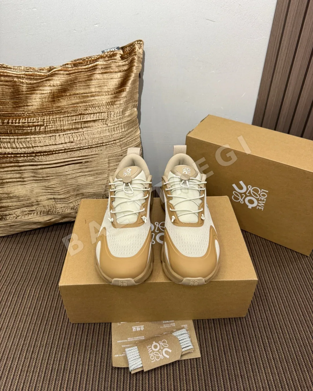 로에베 스니커즈 메시 187632