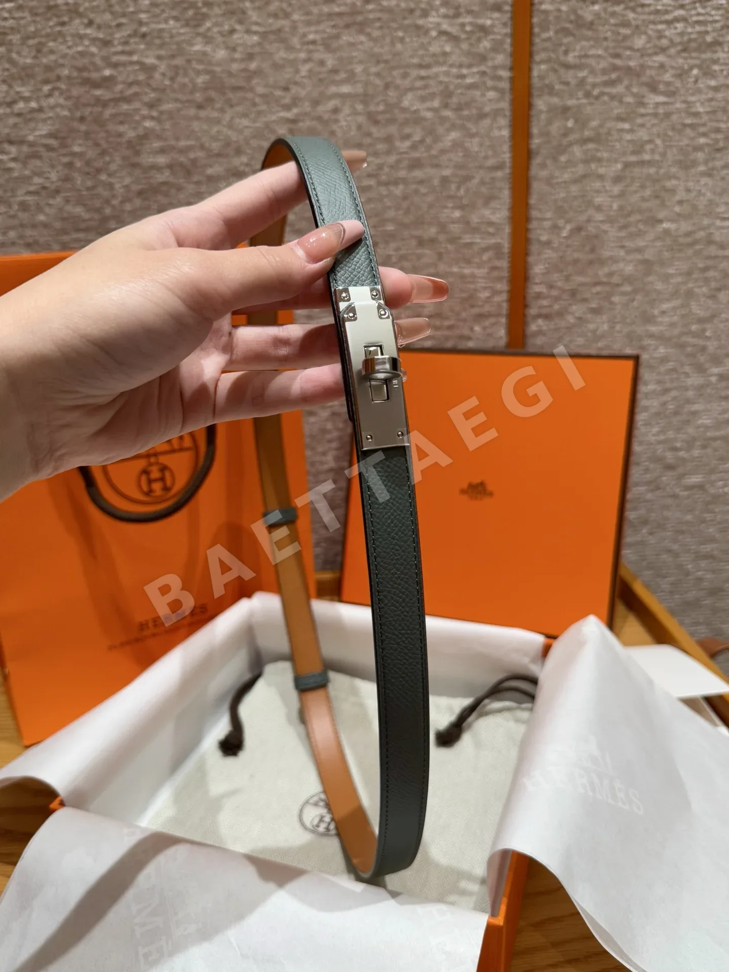 에르메스 켈리 18K 골드 장식 여성용 벨트 상세 이미지 3