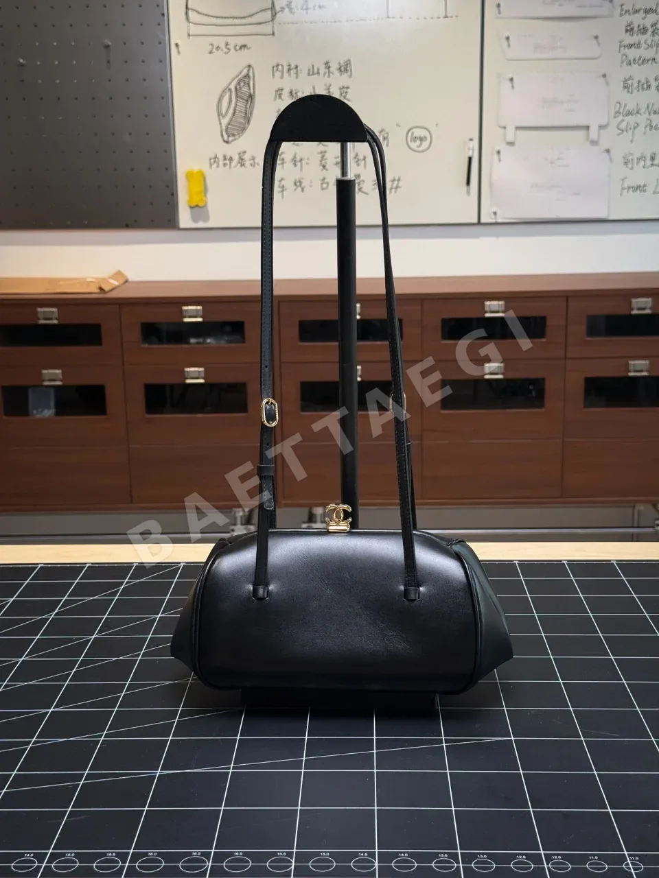 샤넬 26a 원숄더 블랙 가방 143517