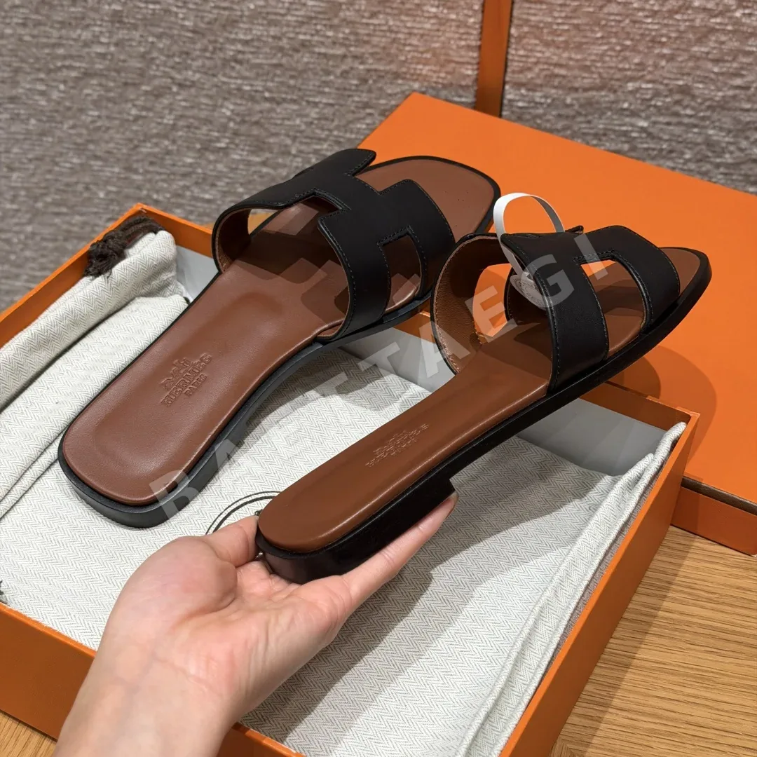 에르메스 181 오란 블랙 슬리퍼 8443 상세 이미지 4
