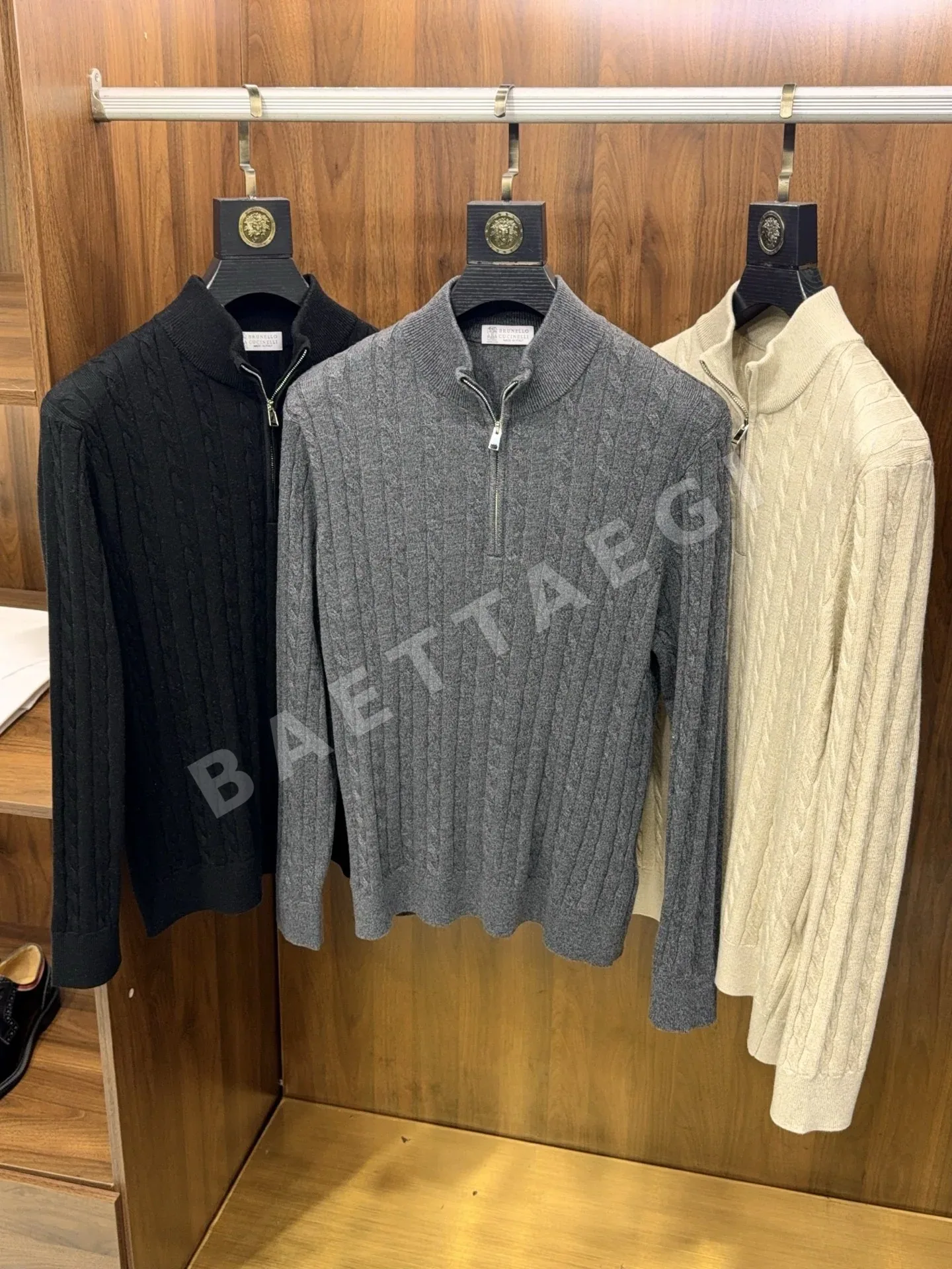 브루넬로쿠치넬리 하프 지퍼 케이블 니트 스웨터 199765