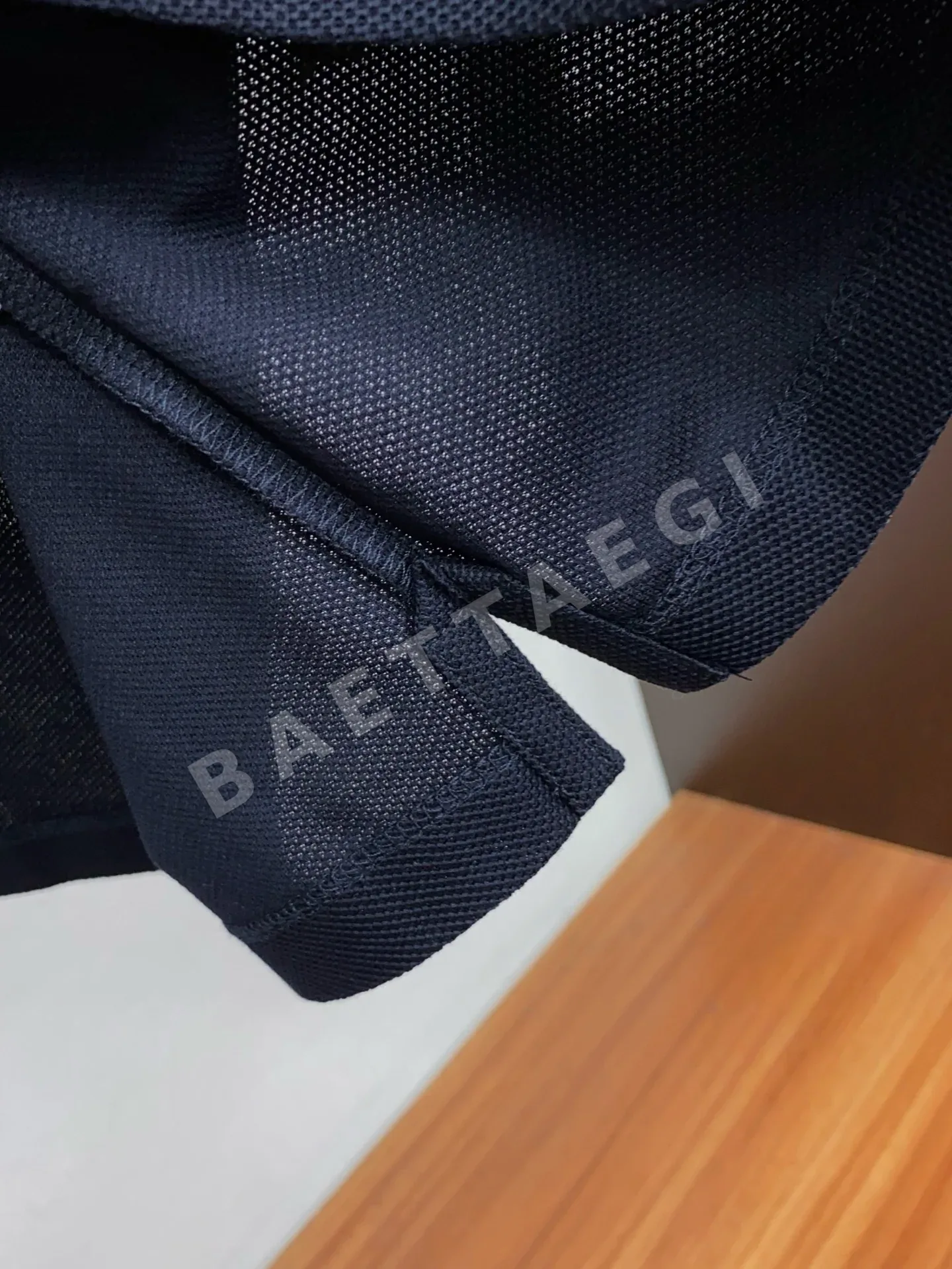 브리오니 입체 재단 라펠 반팔 폴로셔츠 상세 이미지 6