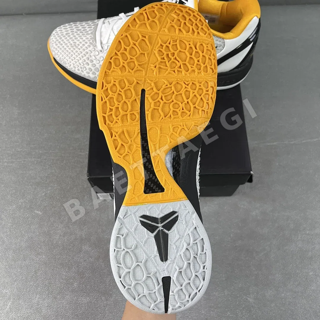 나이키 [S2] 코비 6 프로트로 CW2190-100 200946 Nike Kobe 6 Protro Playoff Pack White Del 상세 이미지 6