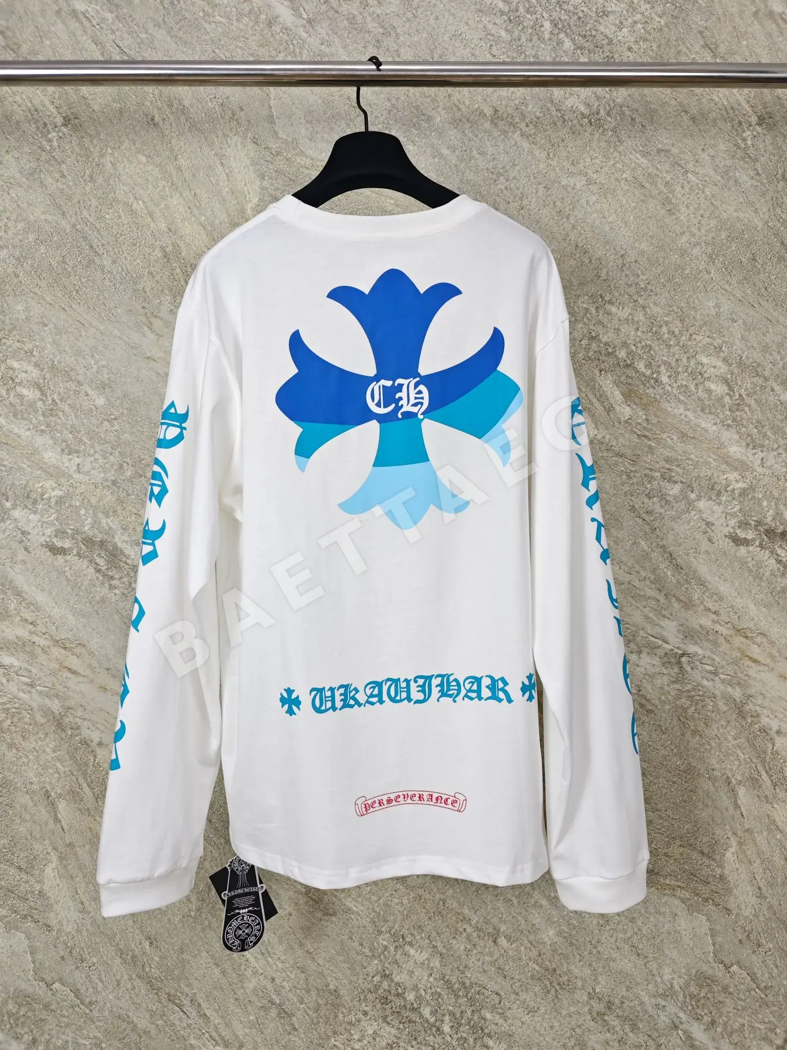 크롬하츠 그라데이션 산스크리트 프린트 남성 긴팔 티셔츠 상세 이미지 2