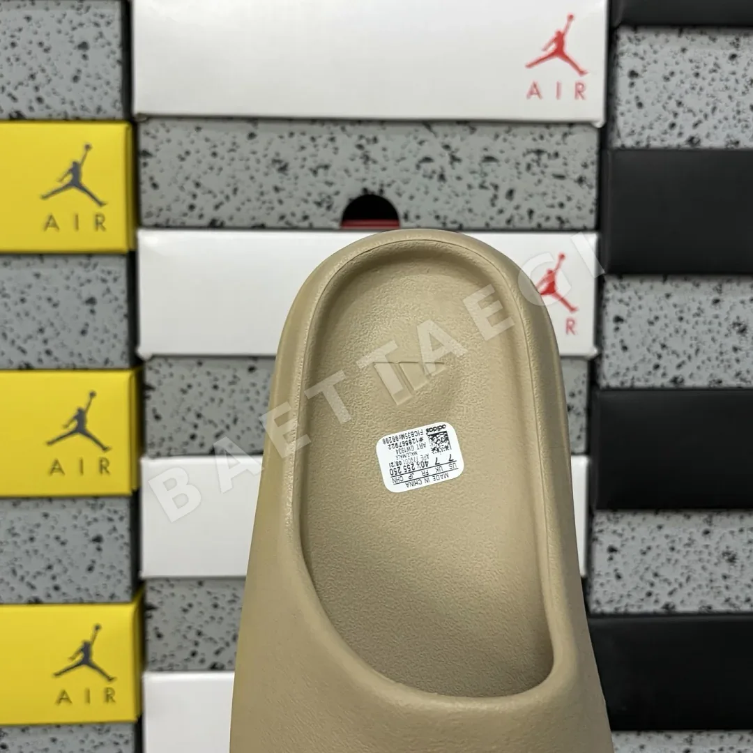 아디다스 [LW] 이지 슬라이드 GW1934 200623 Adidas Yeezy Slide Pure 상세 이미지 2