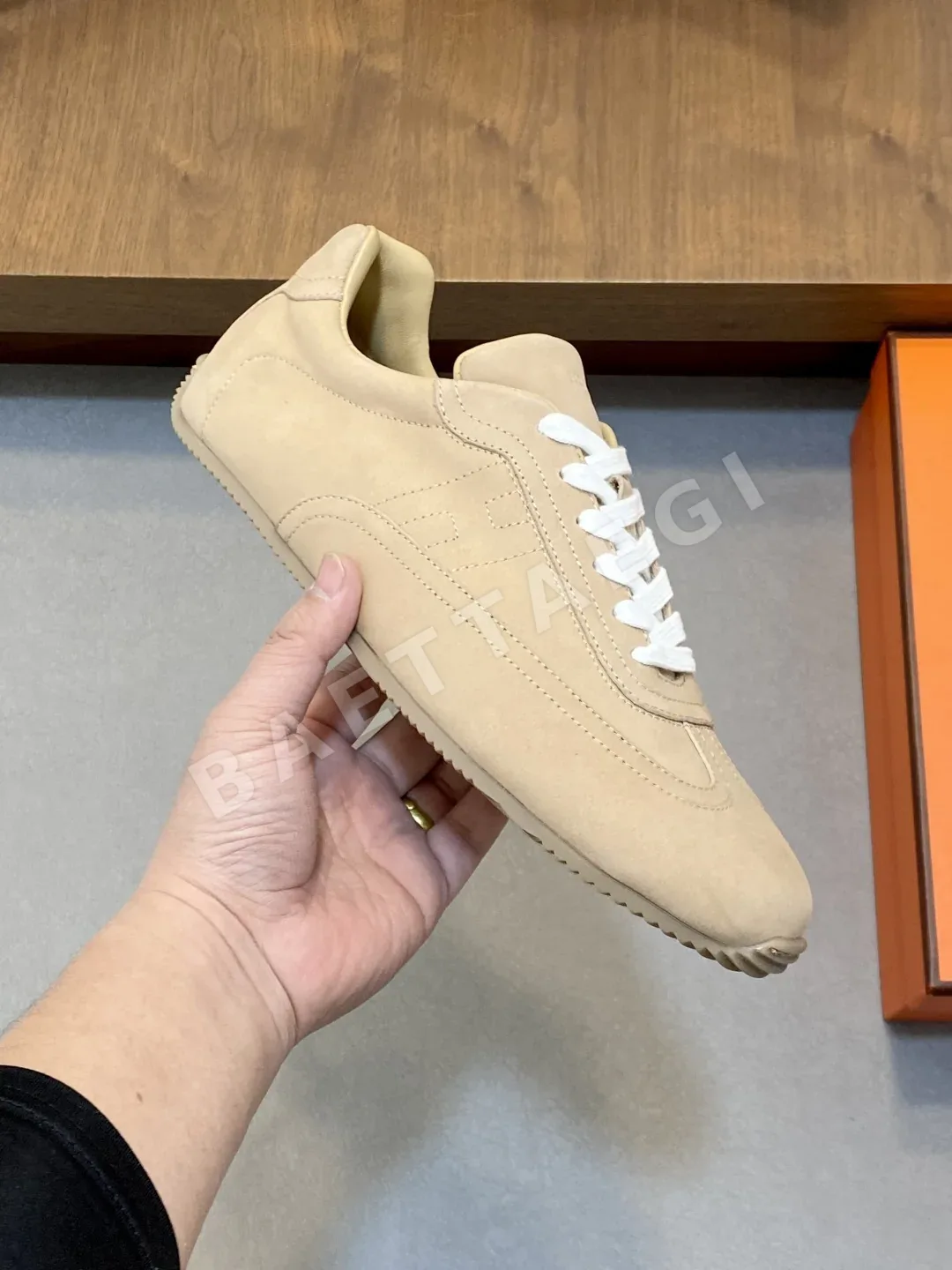 에르메스 스니커즈 염소가죽 상세 이미지 4