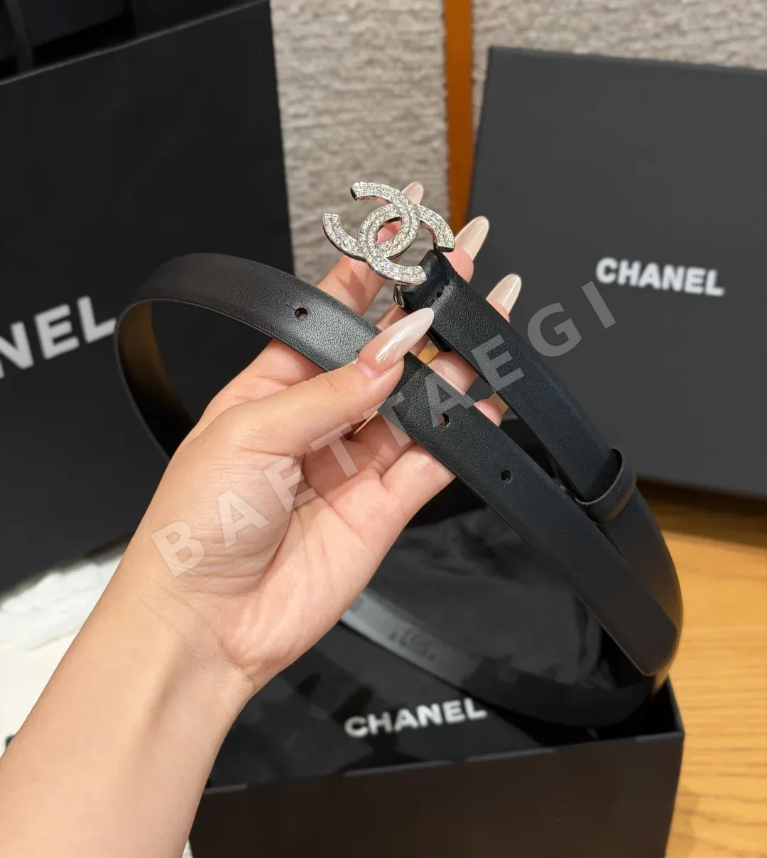샤넬 더블 C 크리스탈 버클 송아지가죽 벨트 상세 이미지 4