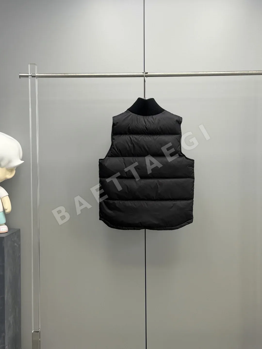 셀린느 스탠드 카라 다운 베스트 조끼 상세 이미지 10