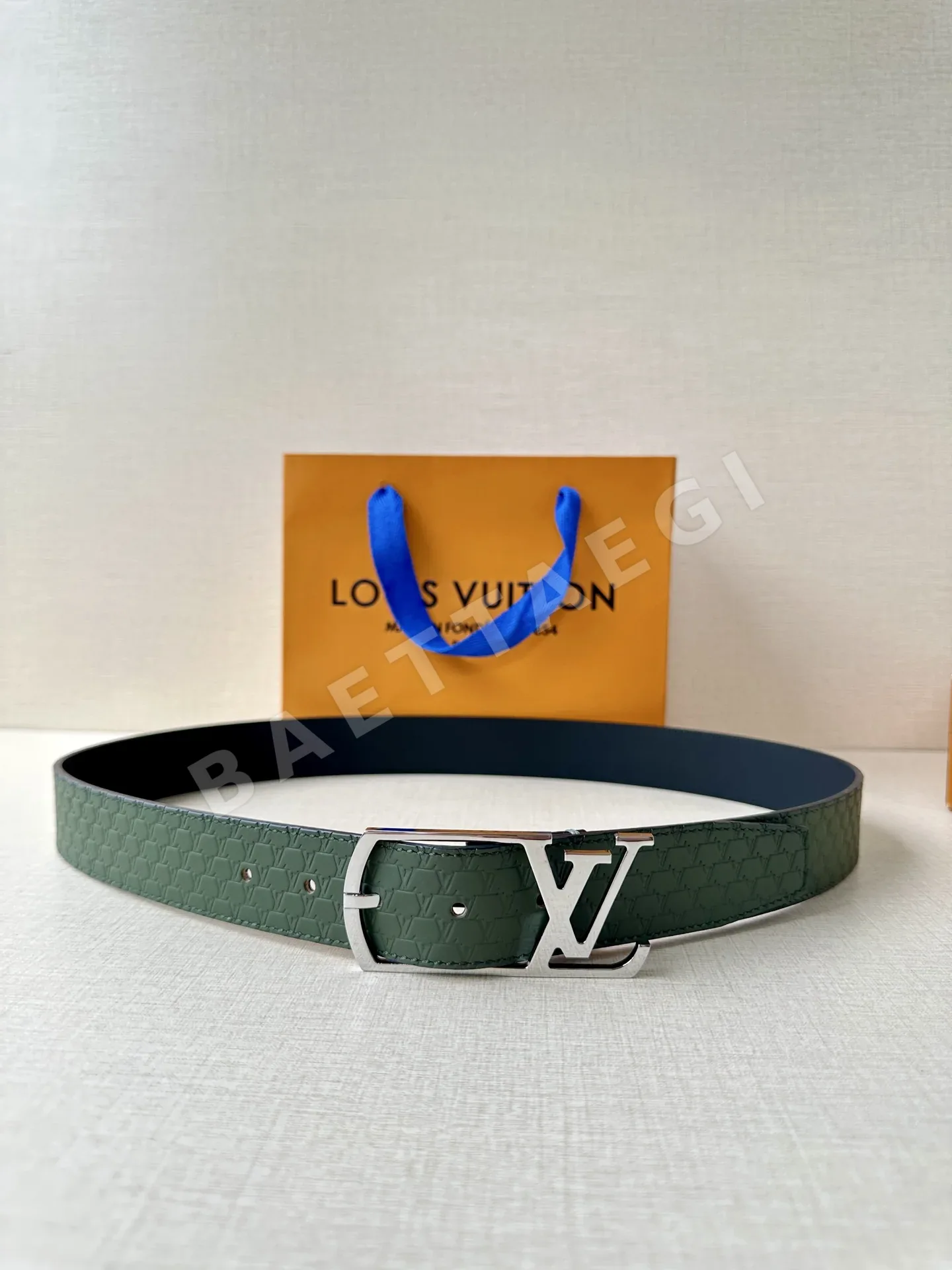 루이비통 LV 에어로그램 양면 벨트 57689