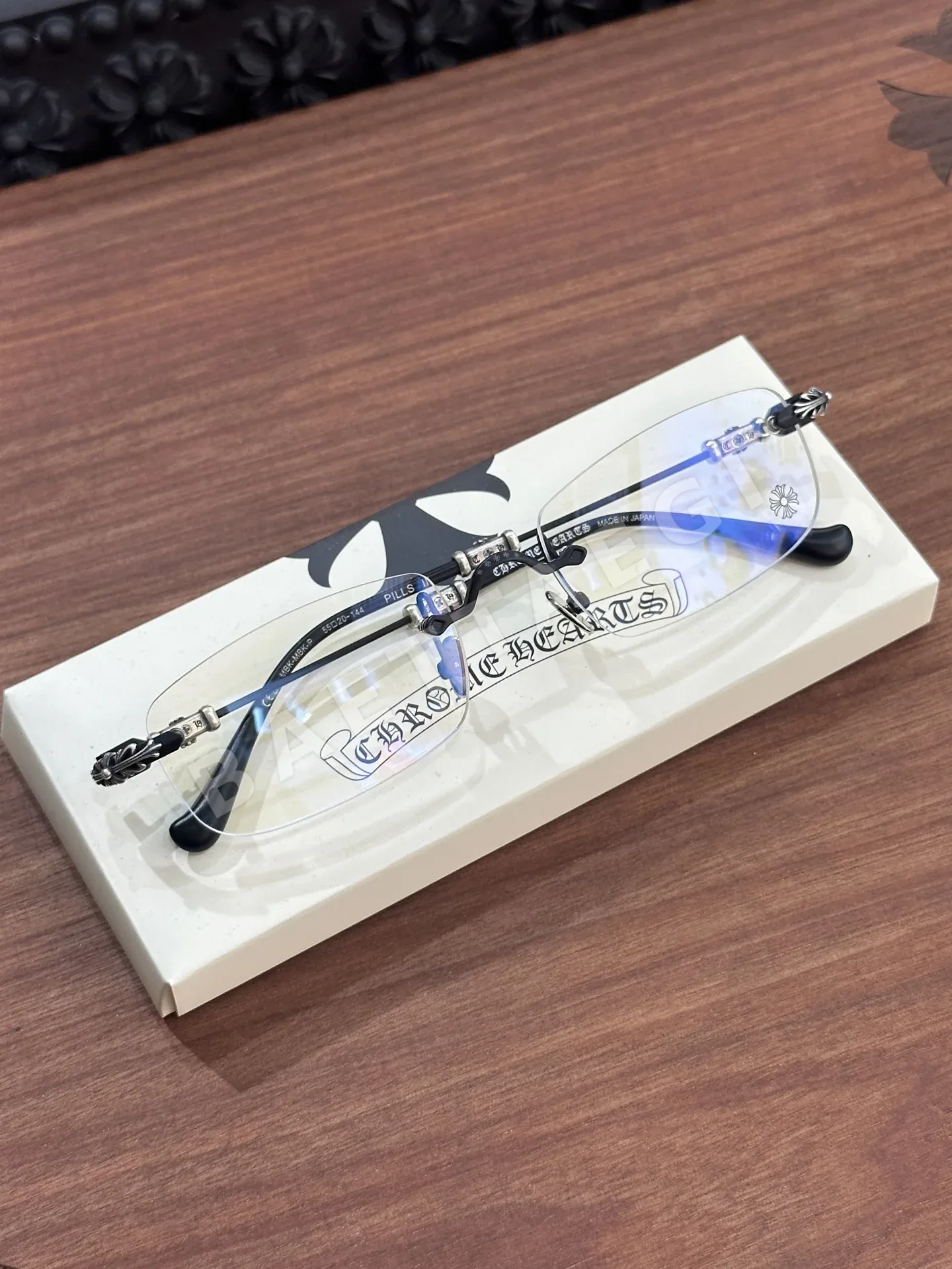 크롬하츠 필즈III 매트 실버 프레임 선글라스 상세 이미지 1