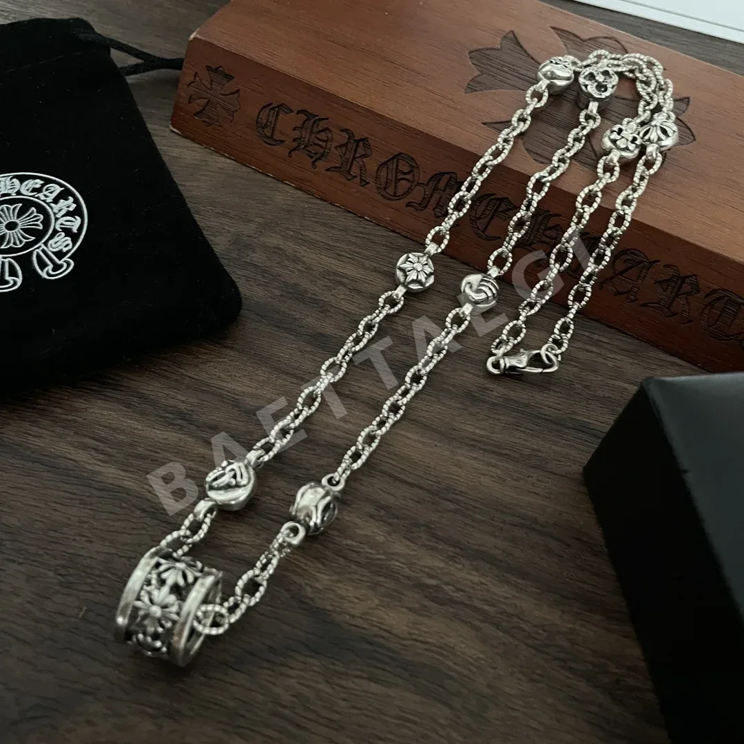 크롬하츠 클래식 레트로 크로스 서클 목걸이 127202