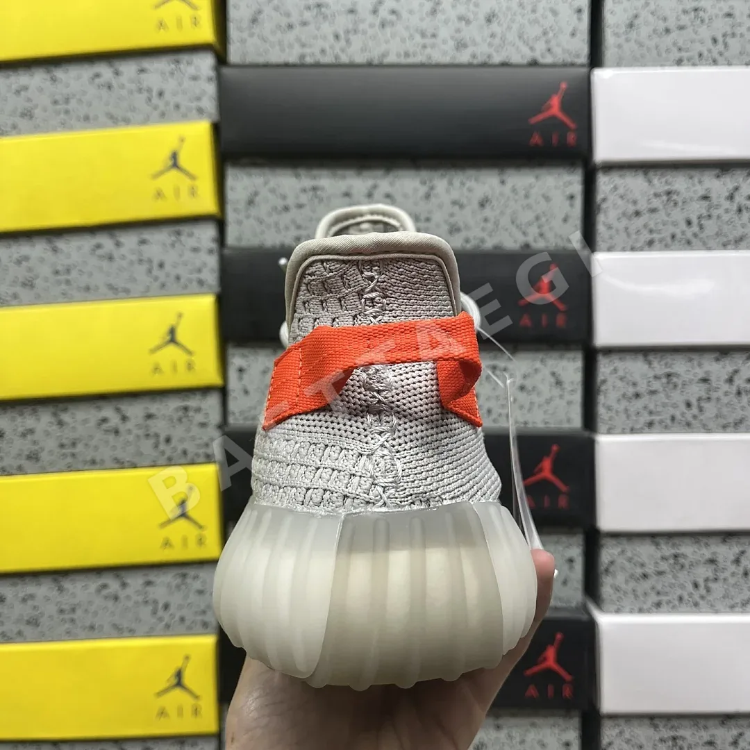 아디다스 [R] 이지 부스트 350 V2 FX9017 200753 Adidas Yeezy Boost 350 V2 상세 이미지 7