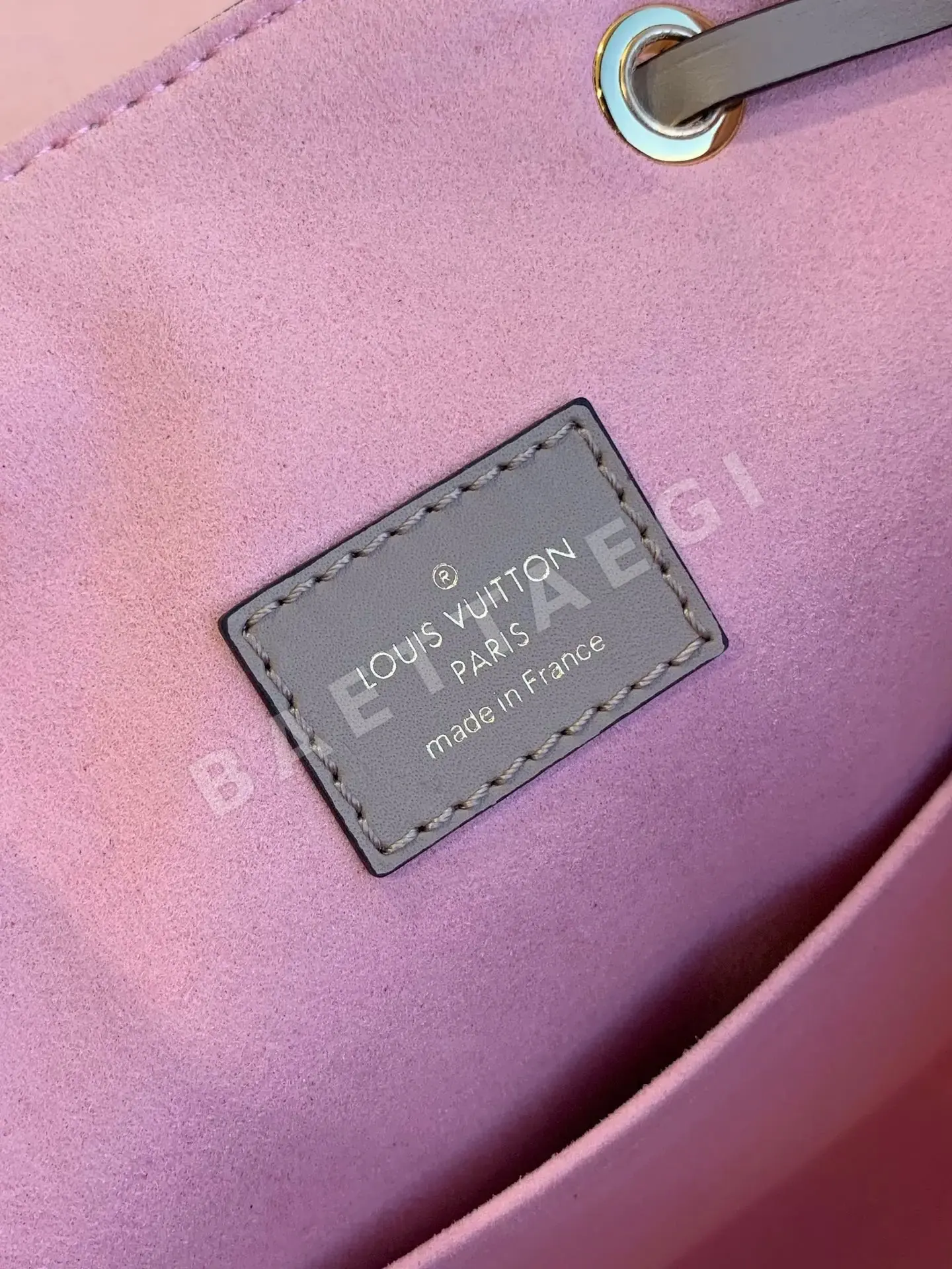 루이비통 몽수리 모노그램 앙프렝트 그레이 백팩 M45410 상세 이미지 8