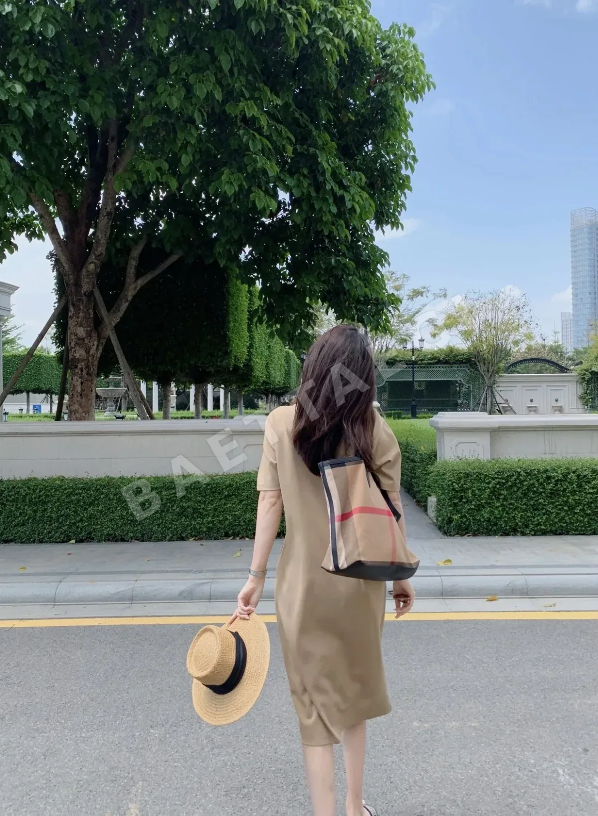 버버리 클래식 삼베 토트백 상세 이미지 6