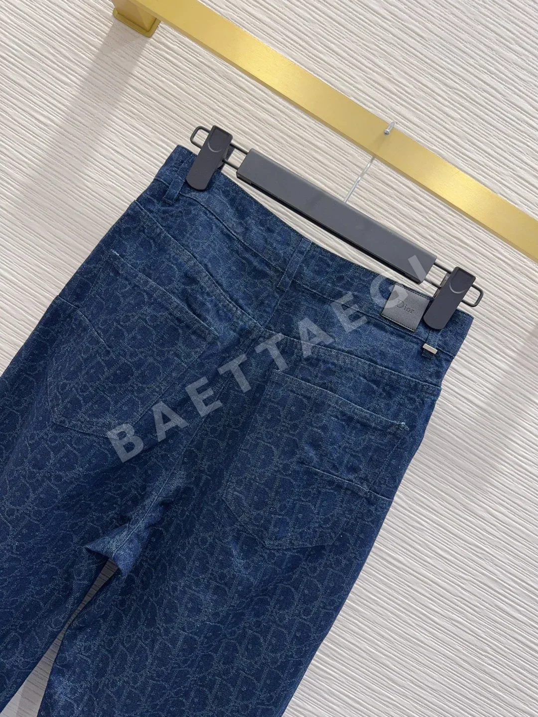 디올 여성 입체 재단 바지 상세 이미지 4