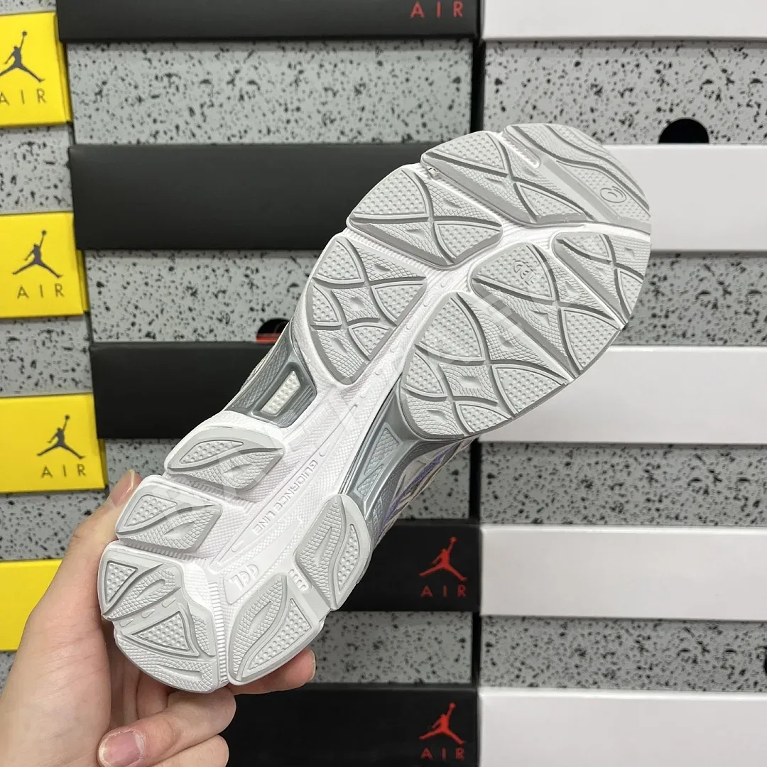 아식스 [GX] 젤 NYC 1203A953-100 200524 Asics Gel-NYC Cream Cloud Grey Blue 상세 이미지 6