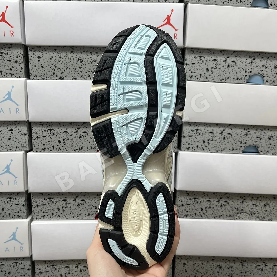 아식스 [KO] 젤 1130 1201A956-101 200555 Asics Gel-1130 Kith Cream Starlight Blue 상세 이미지 9