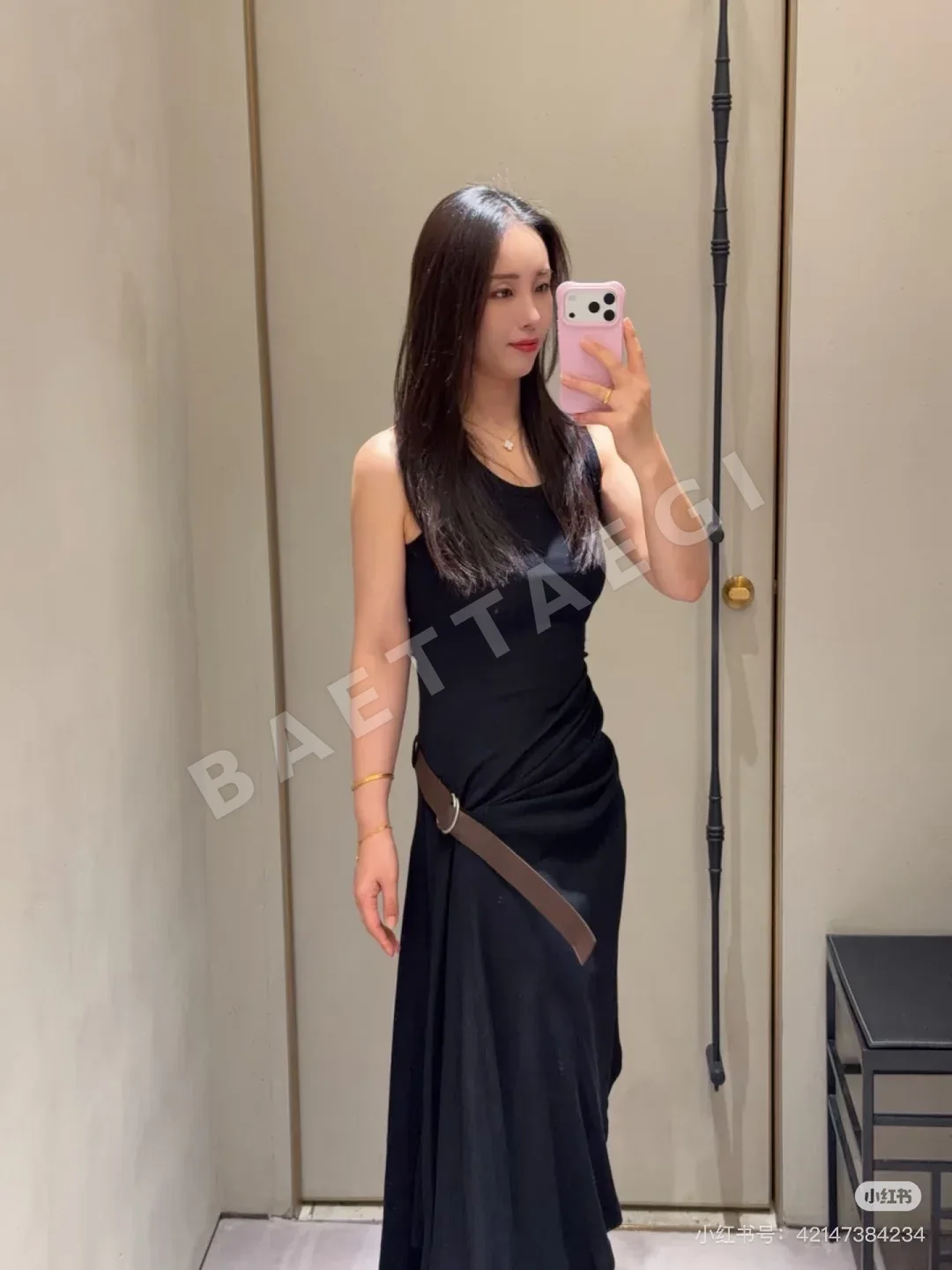 로에베 허리 주름 벨트 원피스 상세 이미지 9