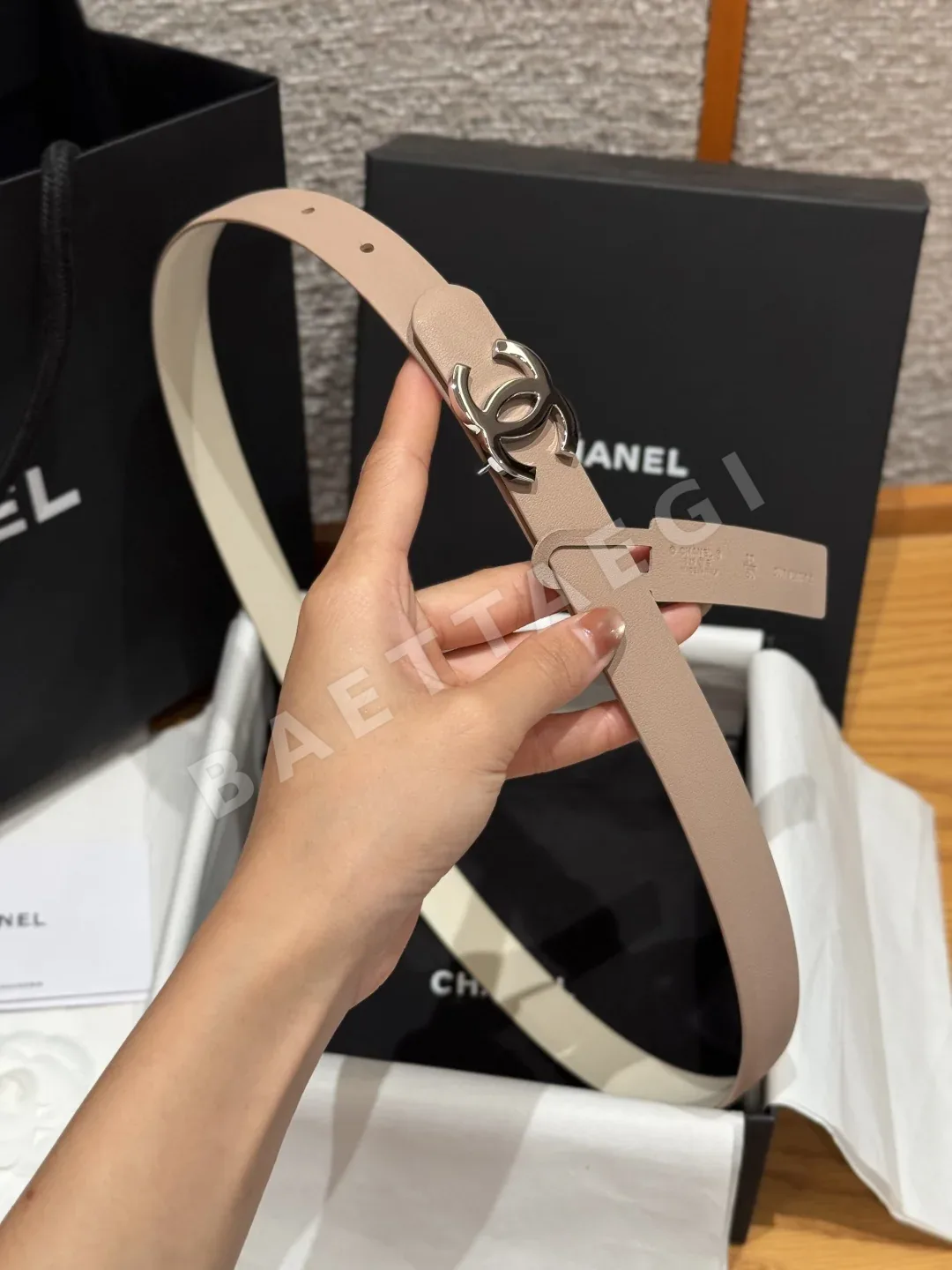 샤넬 타임리스 클래식 더블 C 양면 카프스킨 벨트 상세 이미지 8