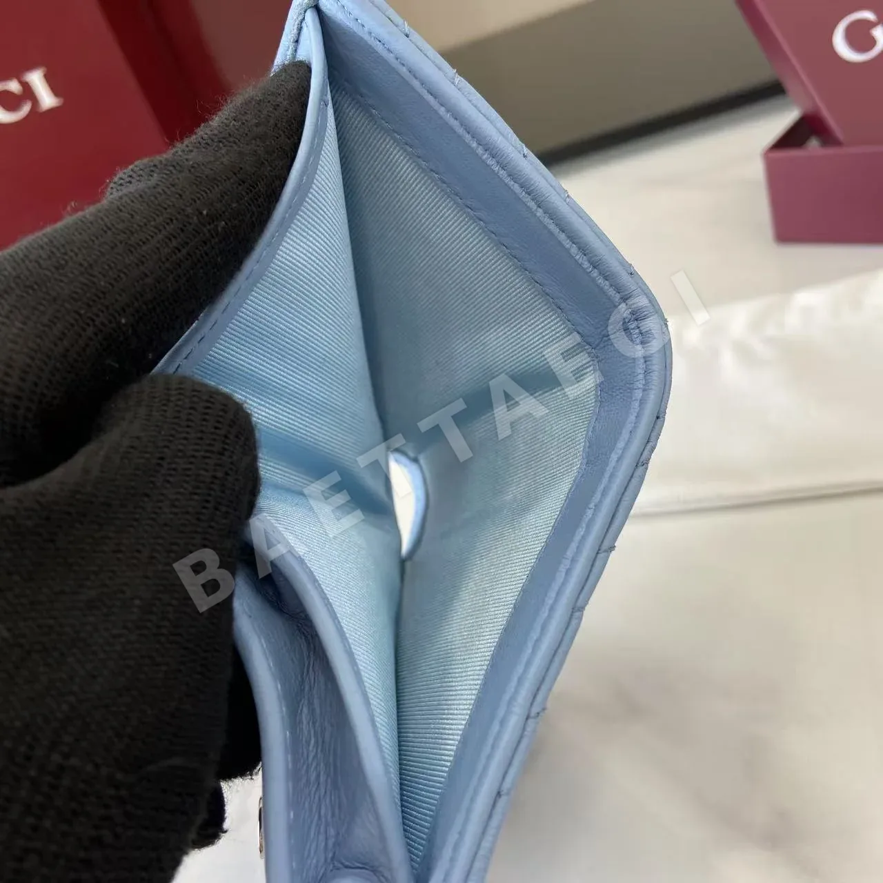 구찌 GG 마몬트 퀼팅 램스킨 반지갑 상세 이미지 9
