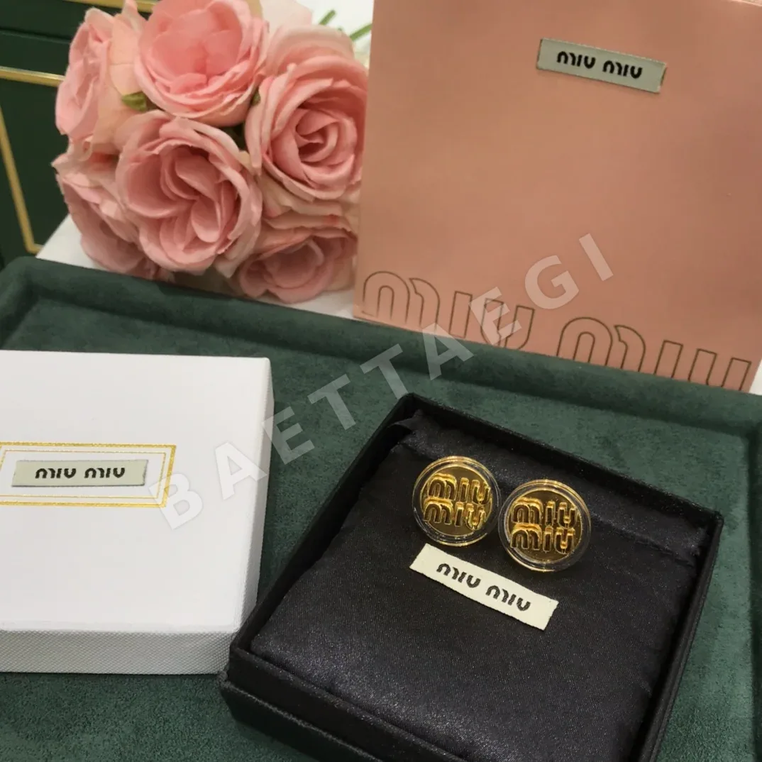 미우미우 골드 클립 귀걸이 61149