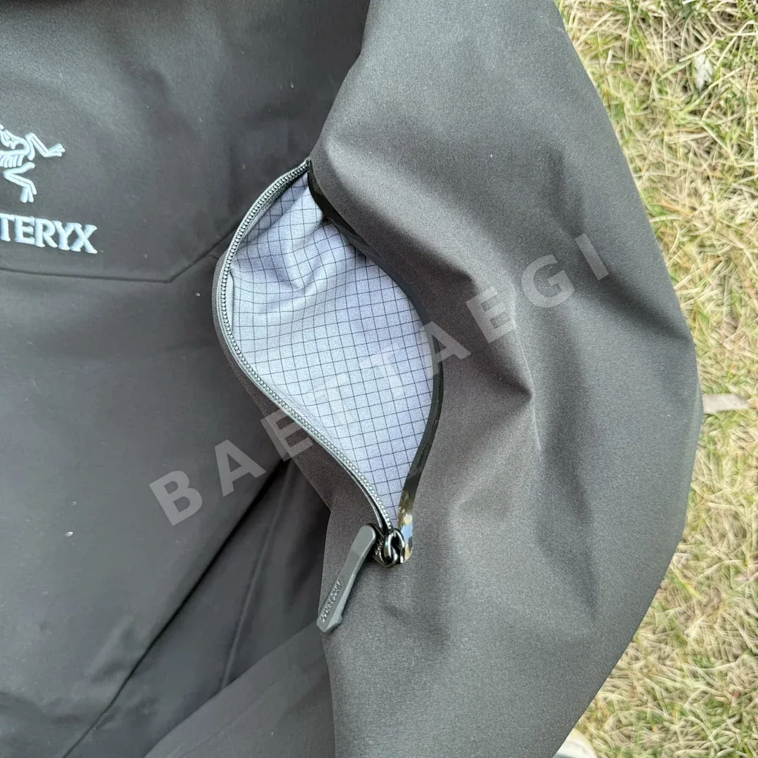 아크테릭스 [TZ] 알파 SV 자켓 7세대 블랙 200136 Arc'teryx Alpha SV Jacket 7 Black 상세 이미지 10