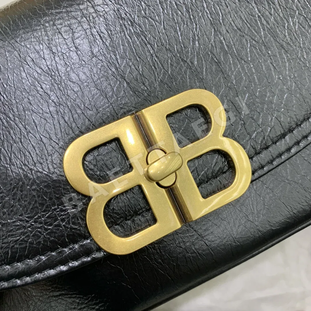 발렌시아가 BB 소프트 플랩 백 상세 이미지 5